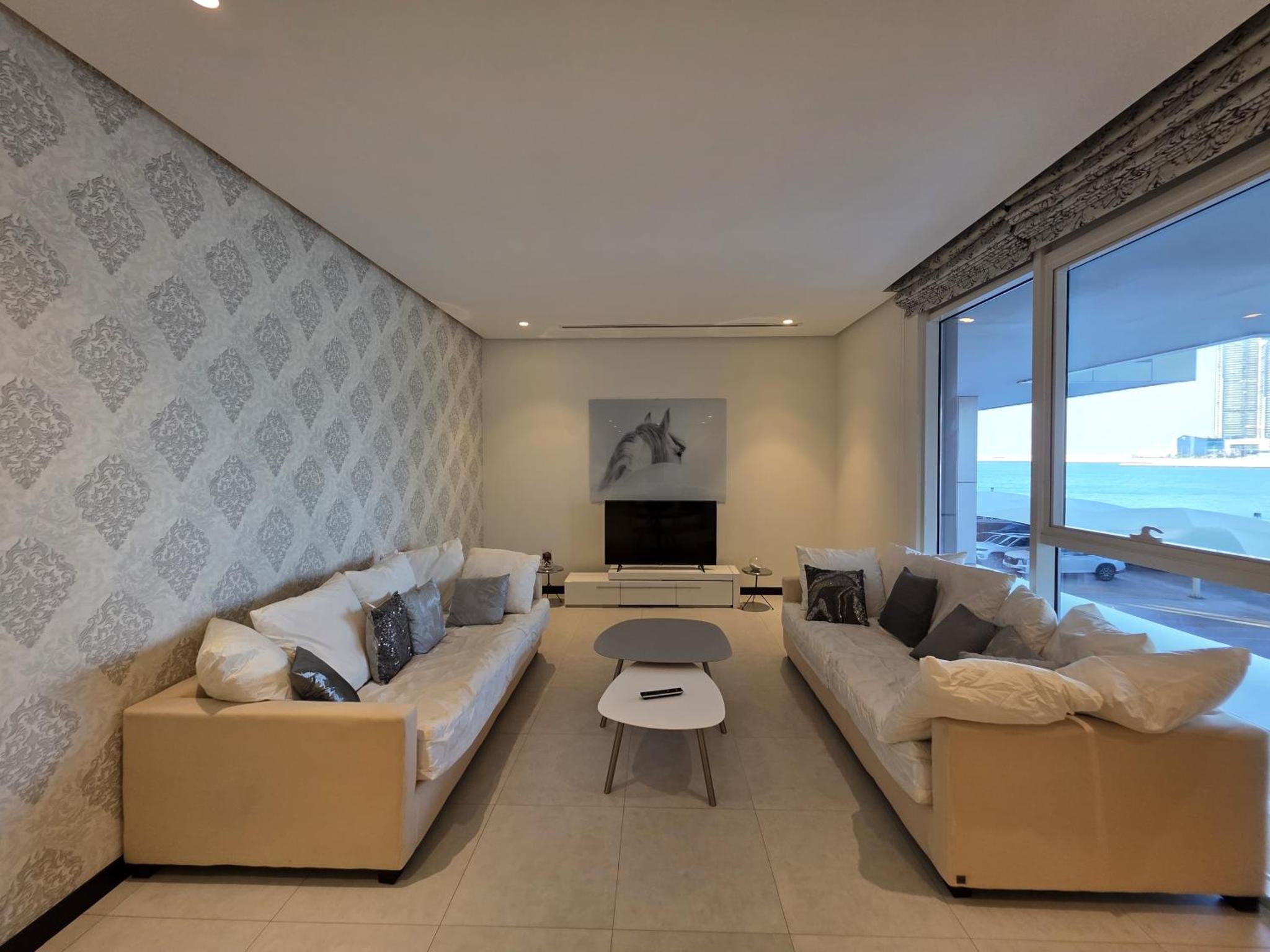 Stunning Sea View 3BR Duplex in Reef Island