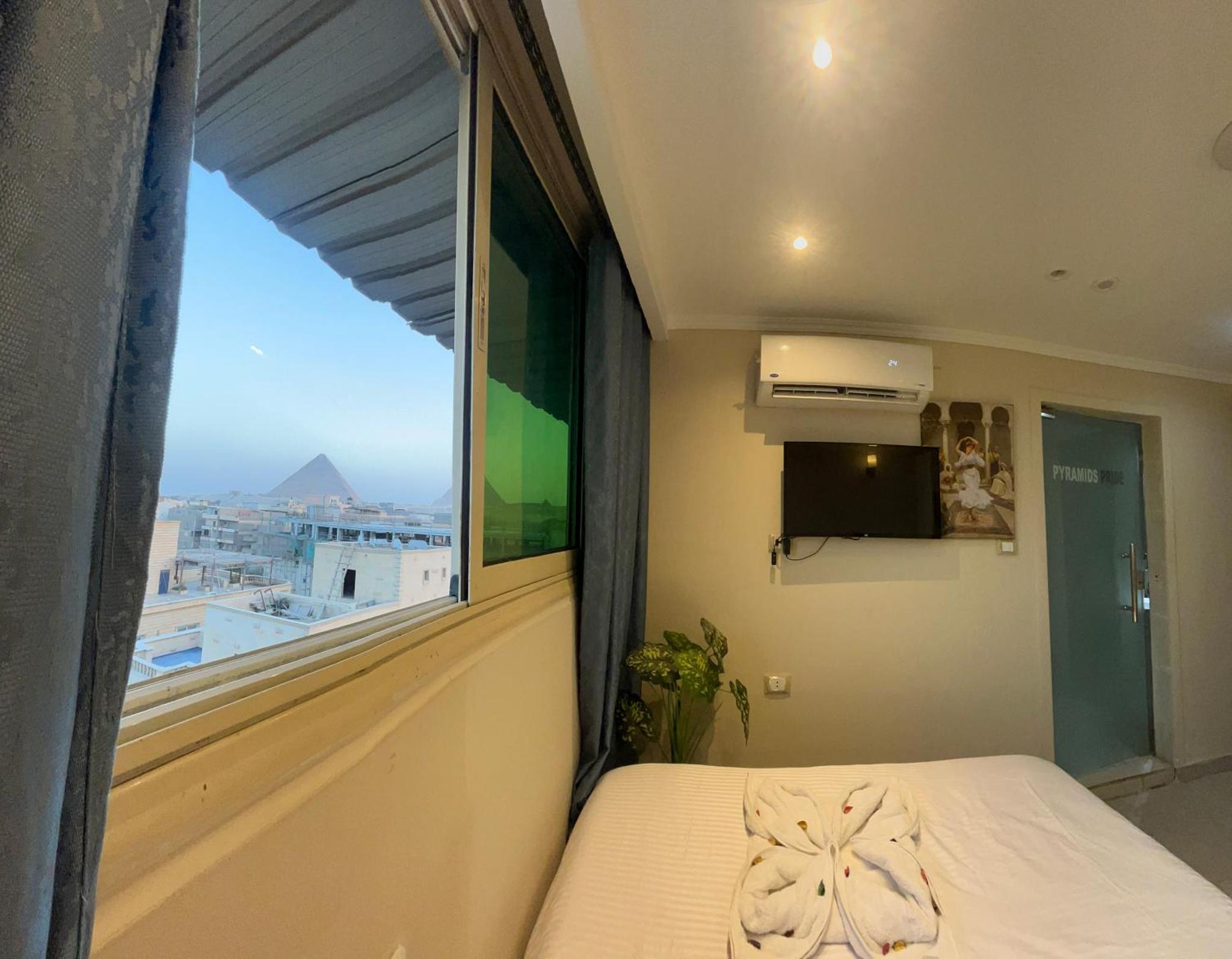King Room with Mountain View
