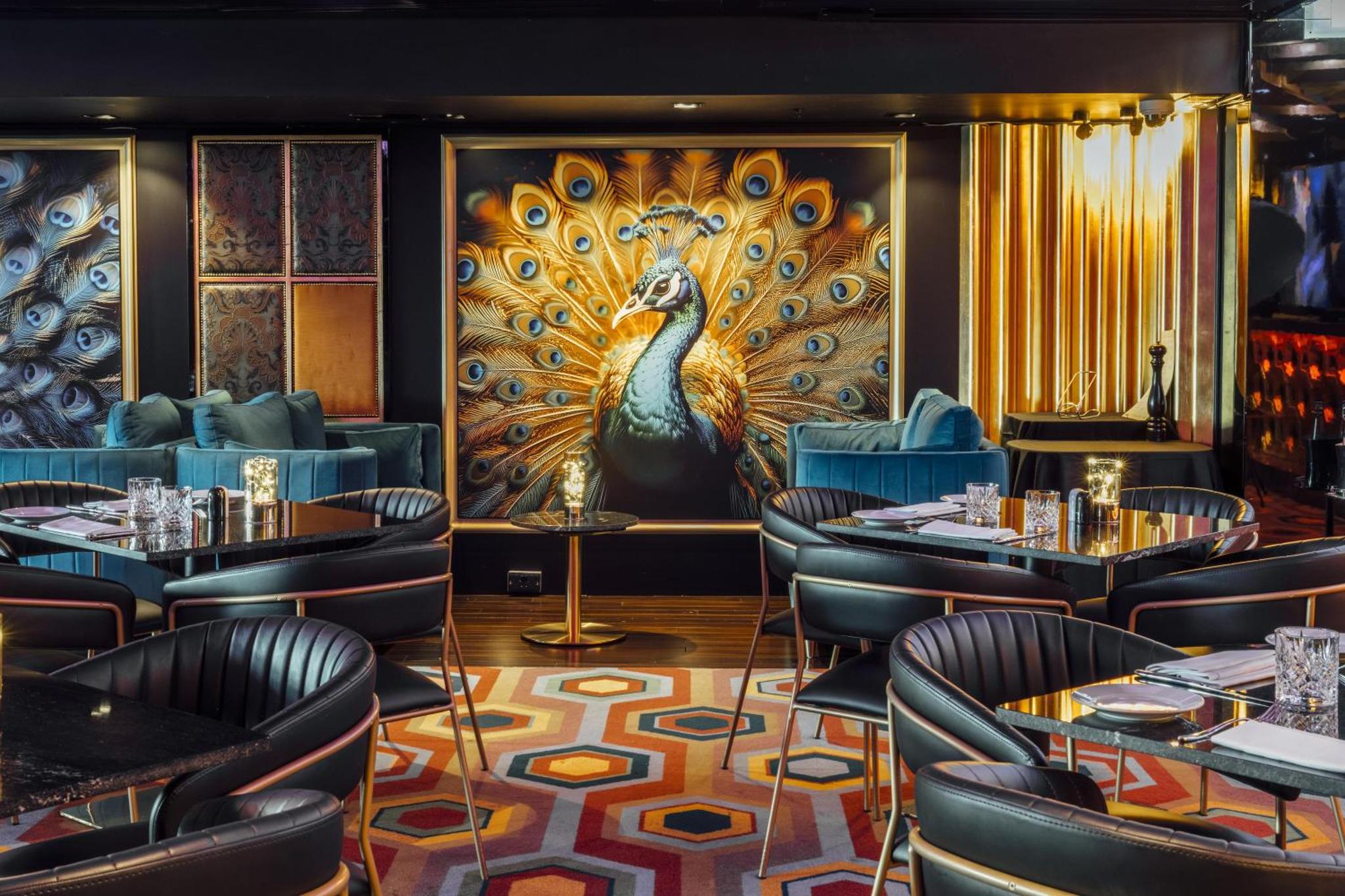 Grosvenor Suite with Lounge Access