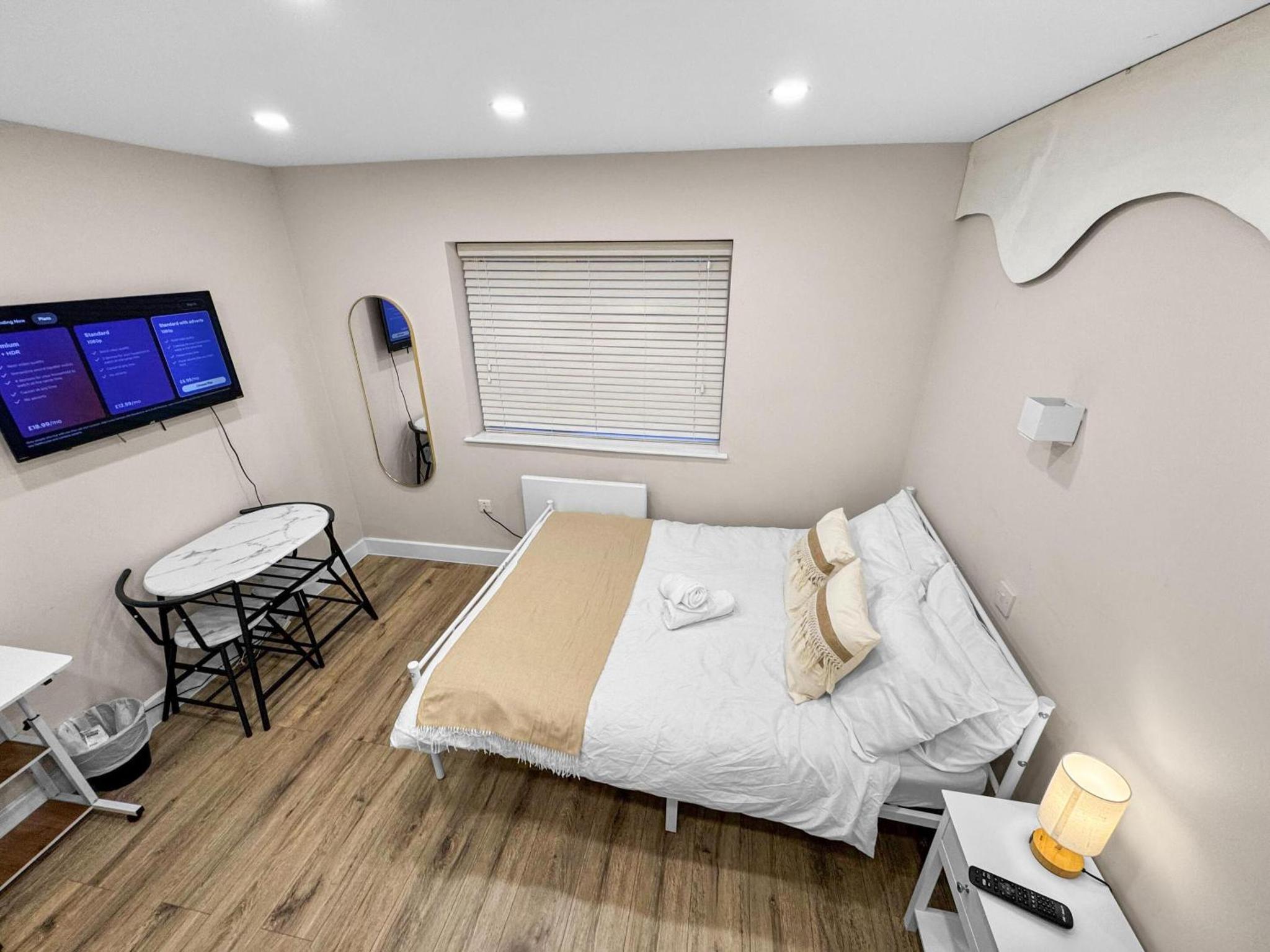 3 Central London Studios near Shoreditch