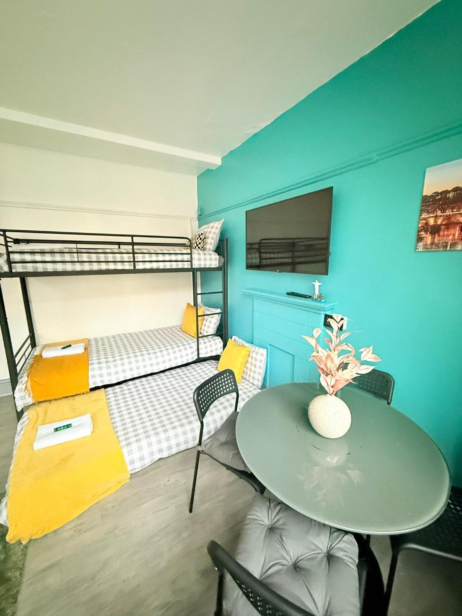 London Tower Bridge Guest Rooms-72
