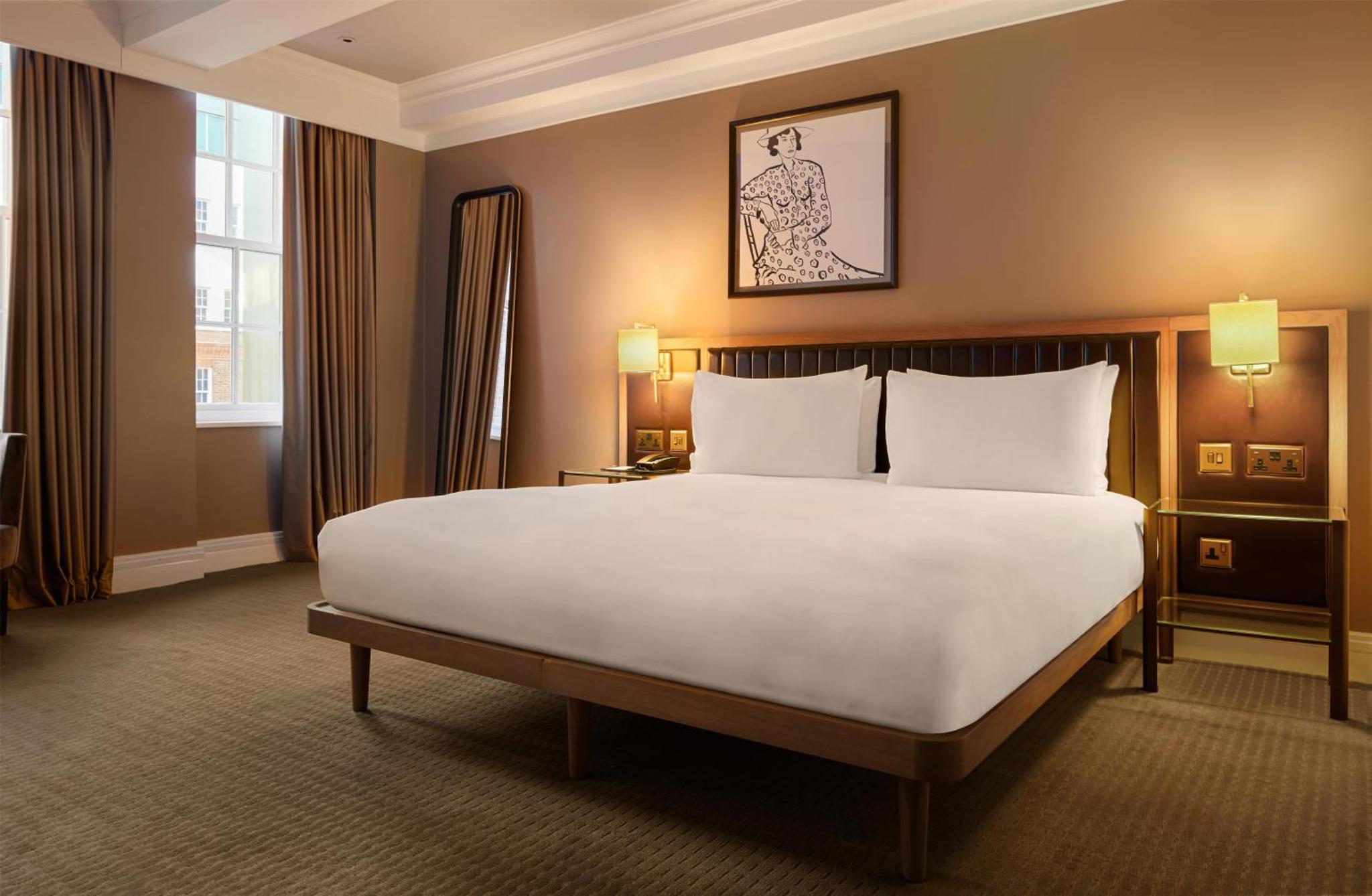 Family Room (2 Adults + 2 Children)