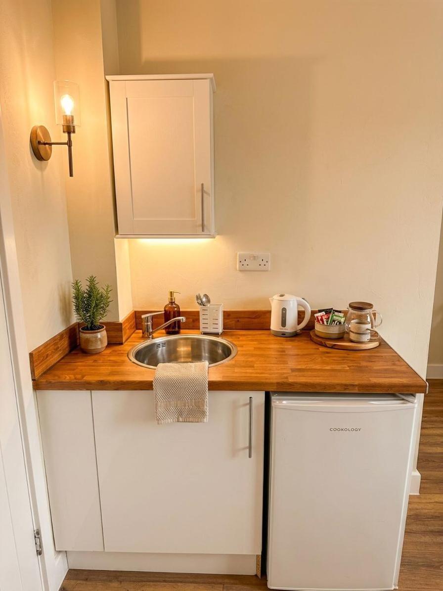 3 Central London Studios near Shoreditch