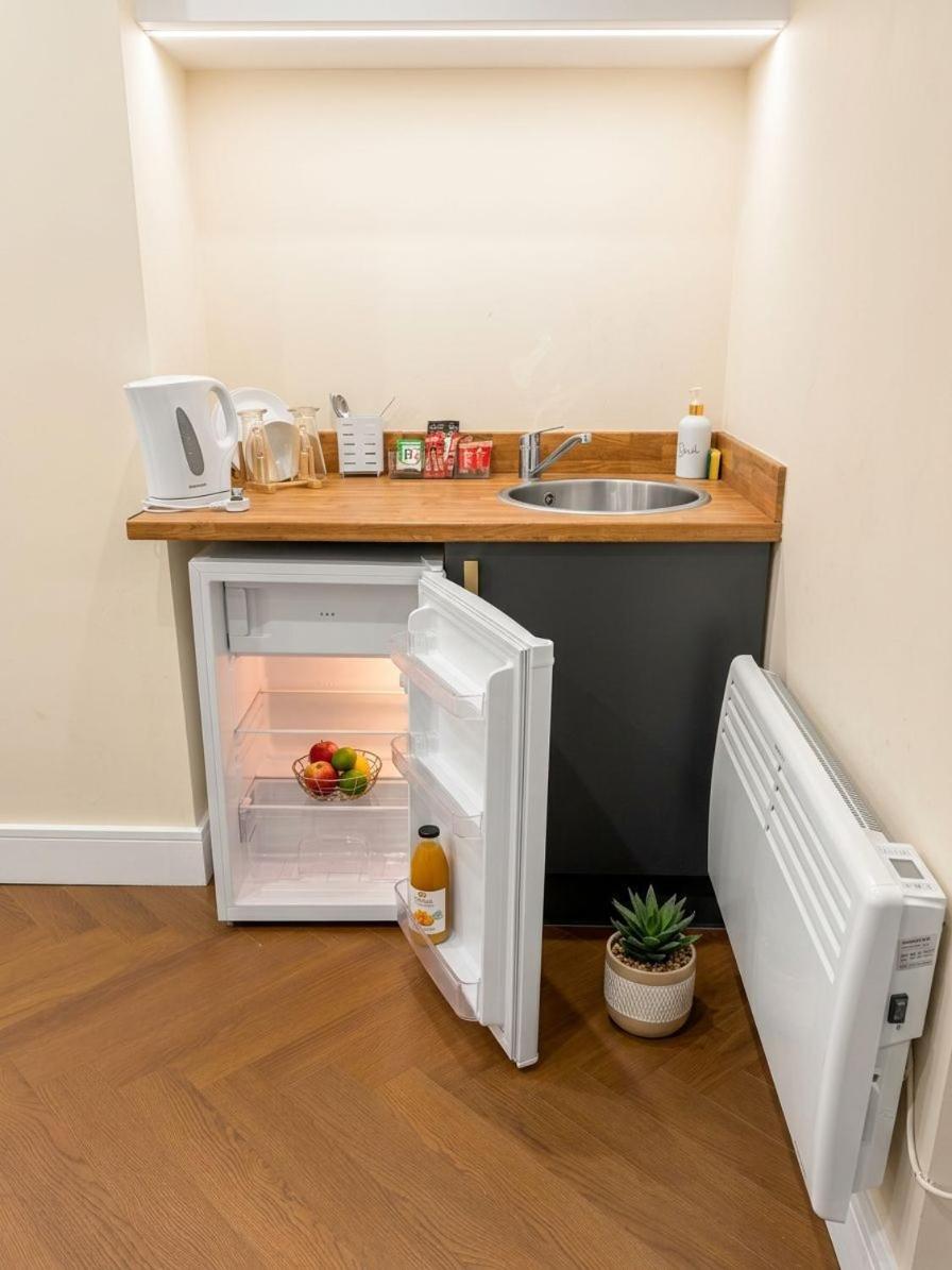 30B The Lux Studios Near Arsenal and Central London