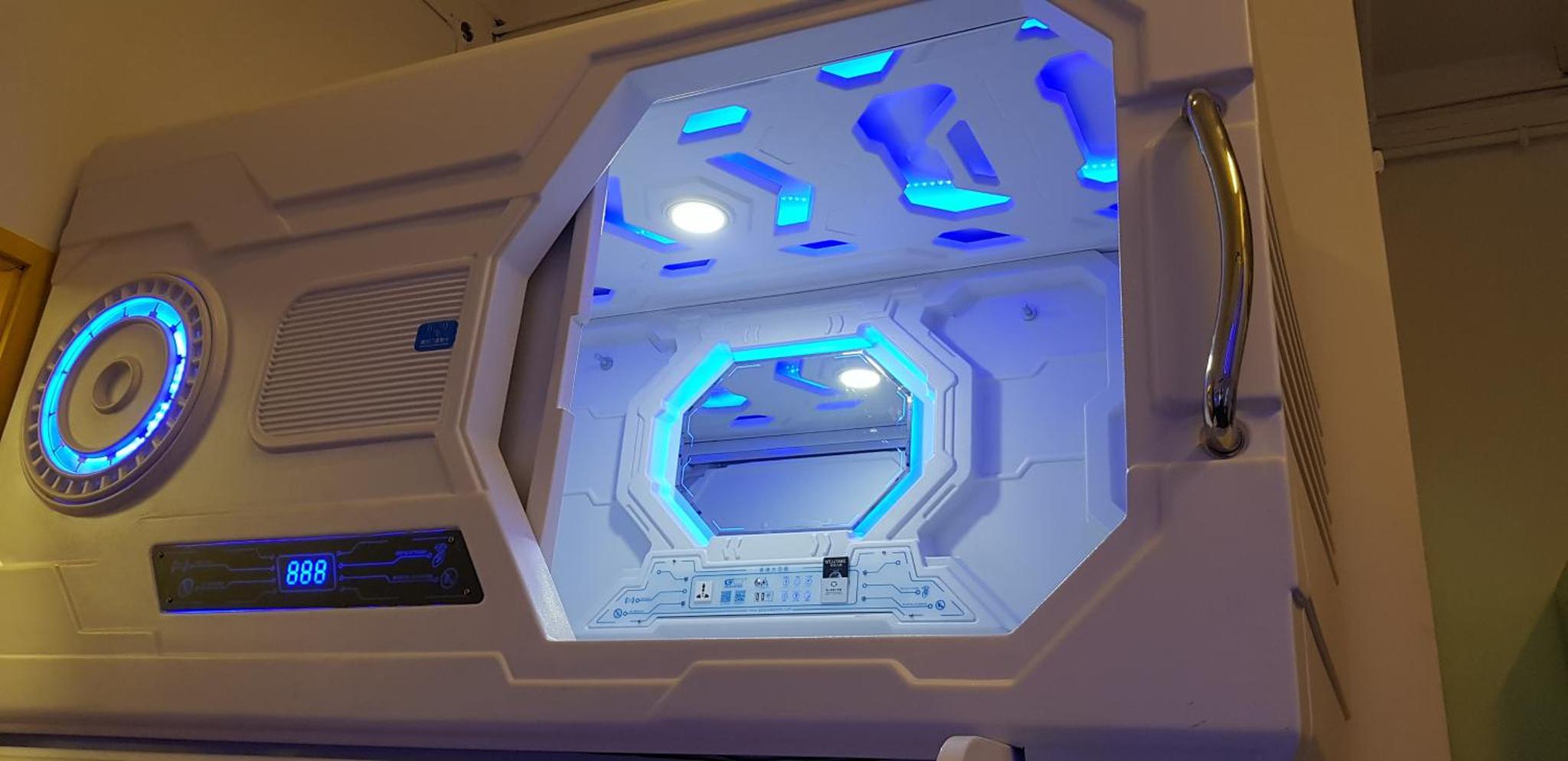Galaxy Pods @ Chinatown — thumbnail 4