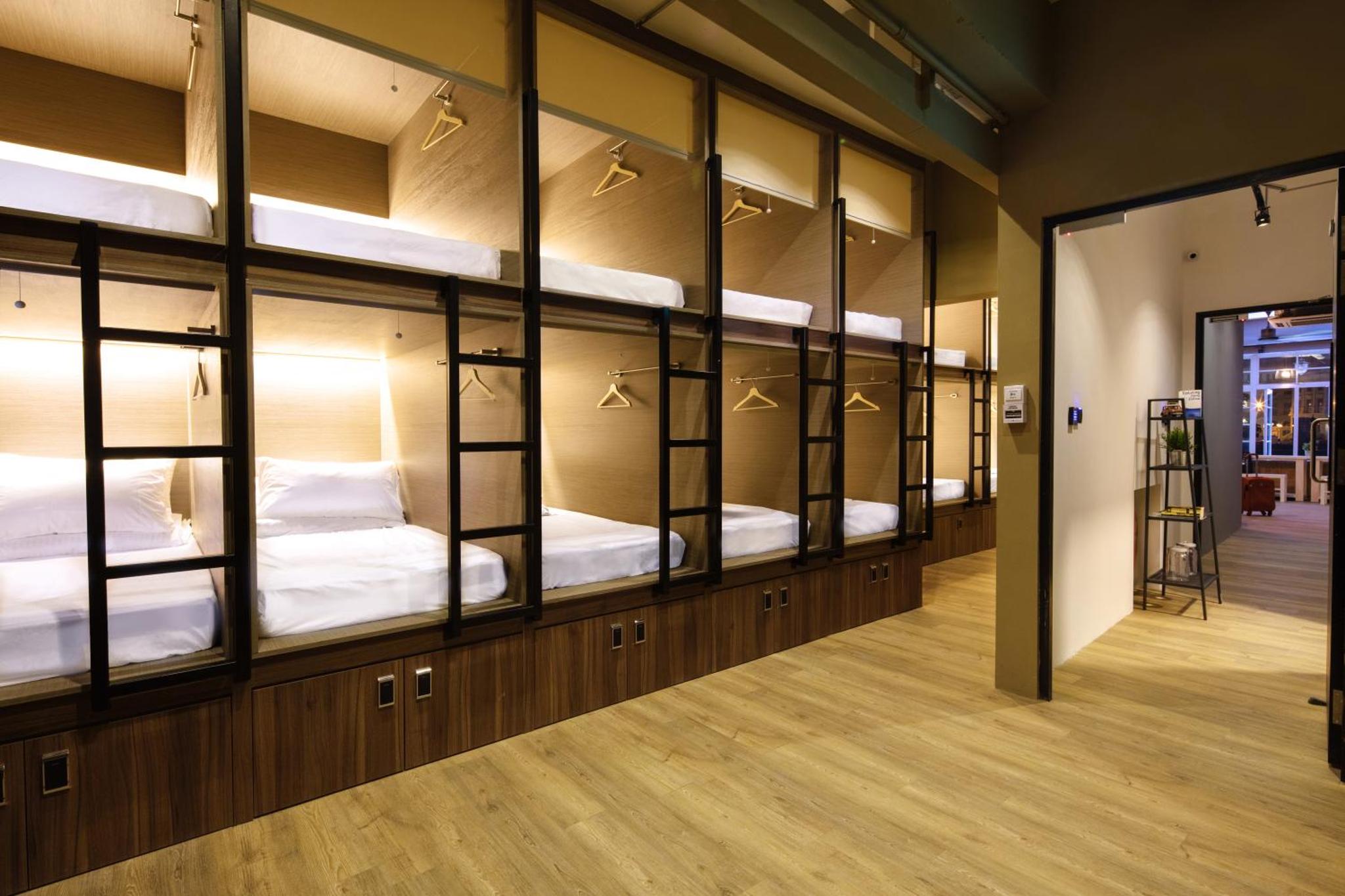 BEAT. Capsule Hostel @ Boat Quay