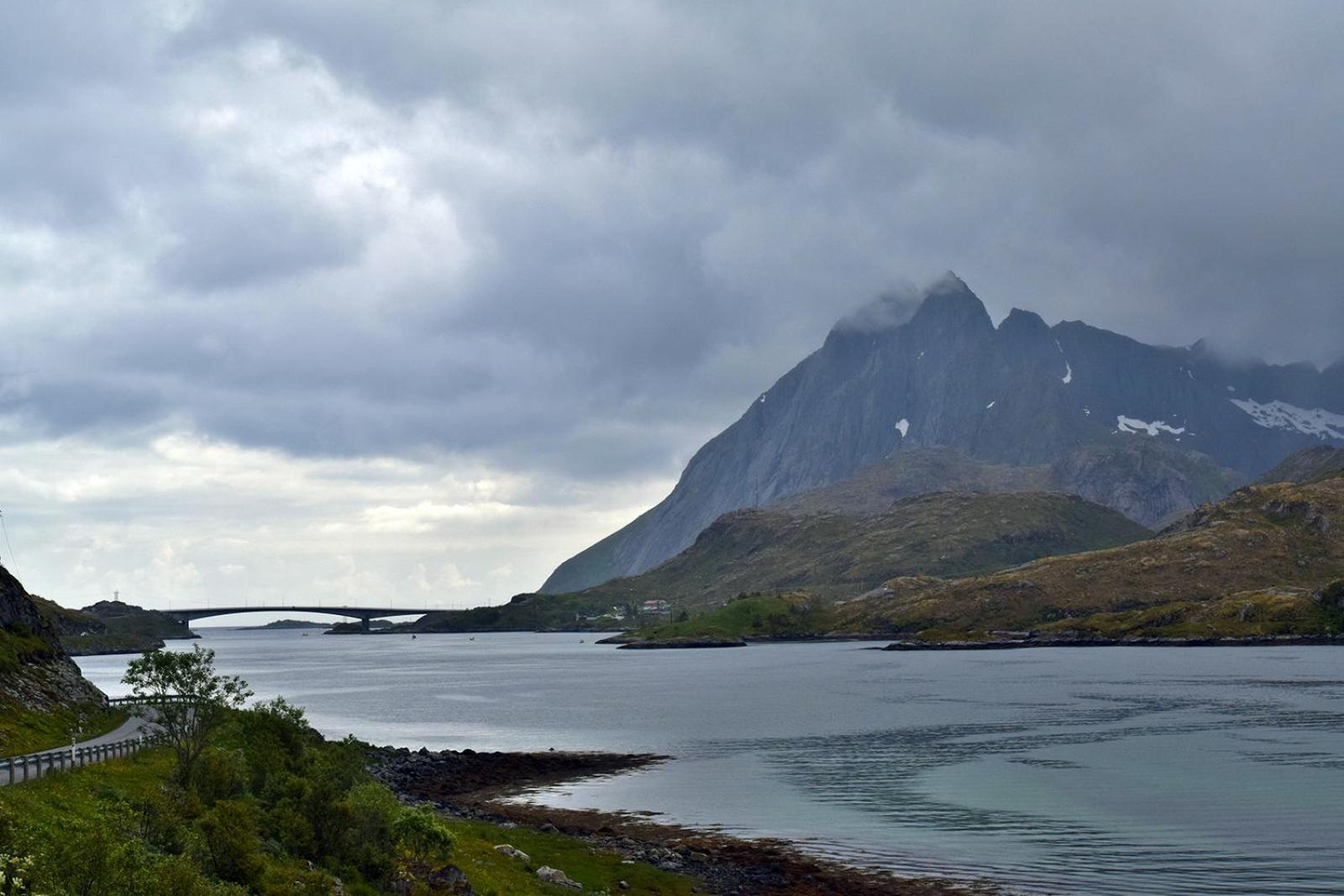 Arctic Resort Lofoten — thumbnail 4
