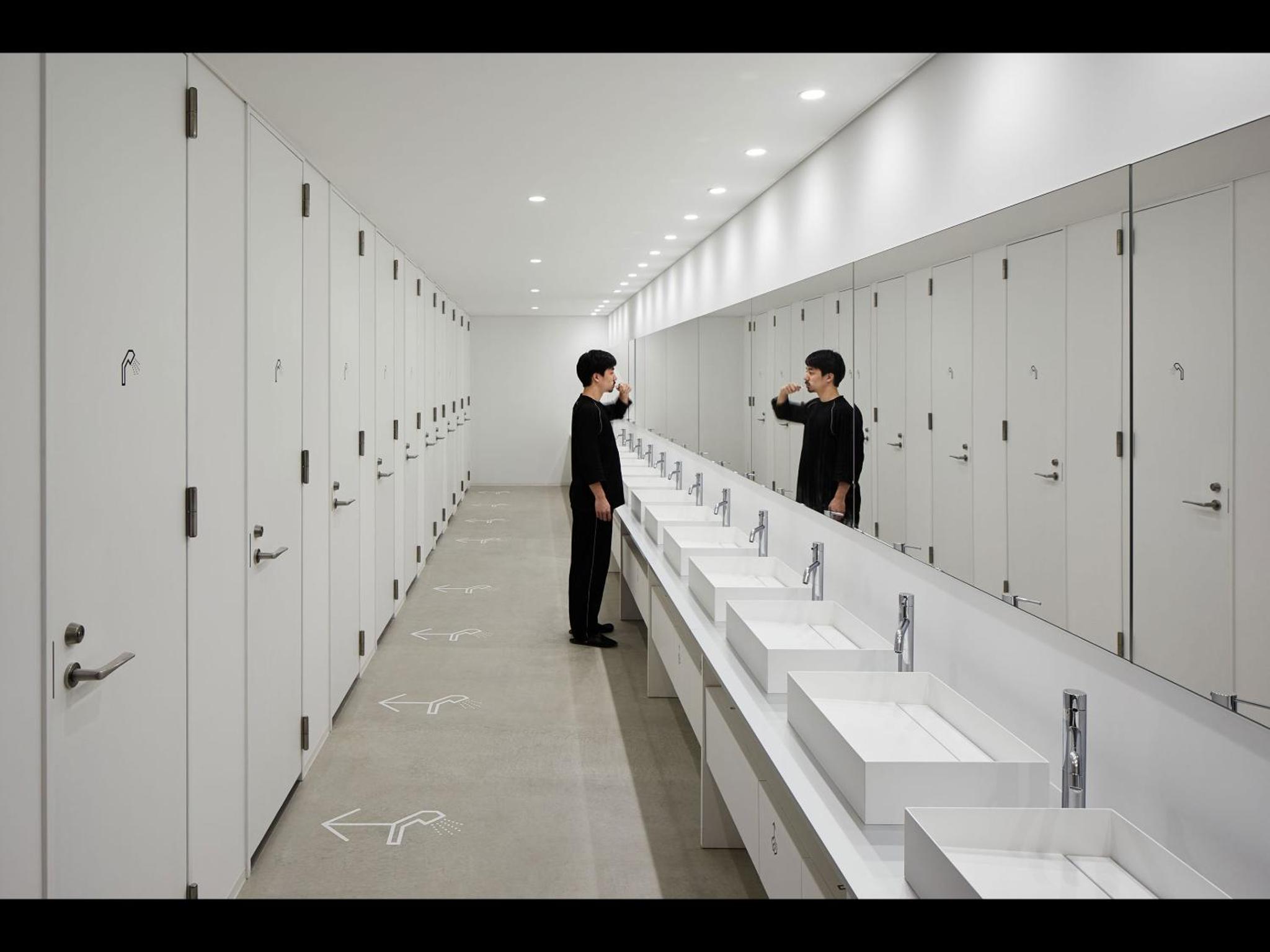 9h nine hours Hamamatsucho — photo 12