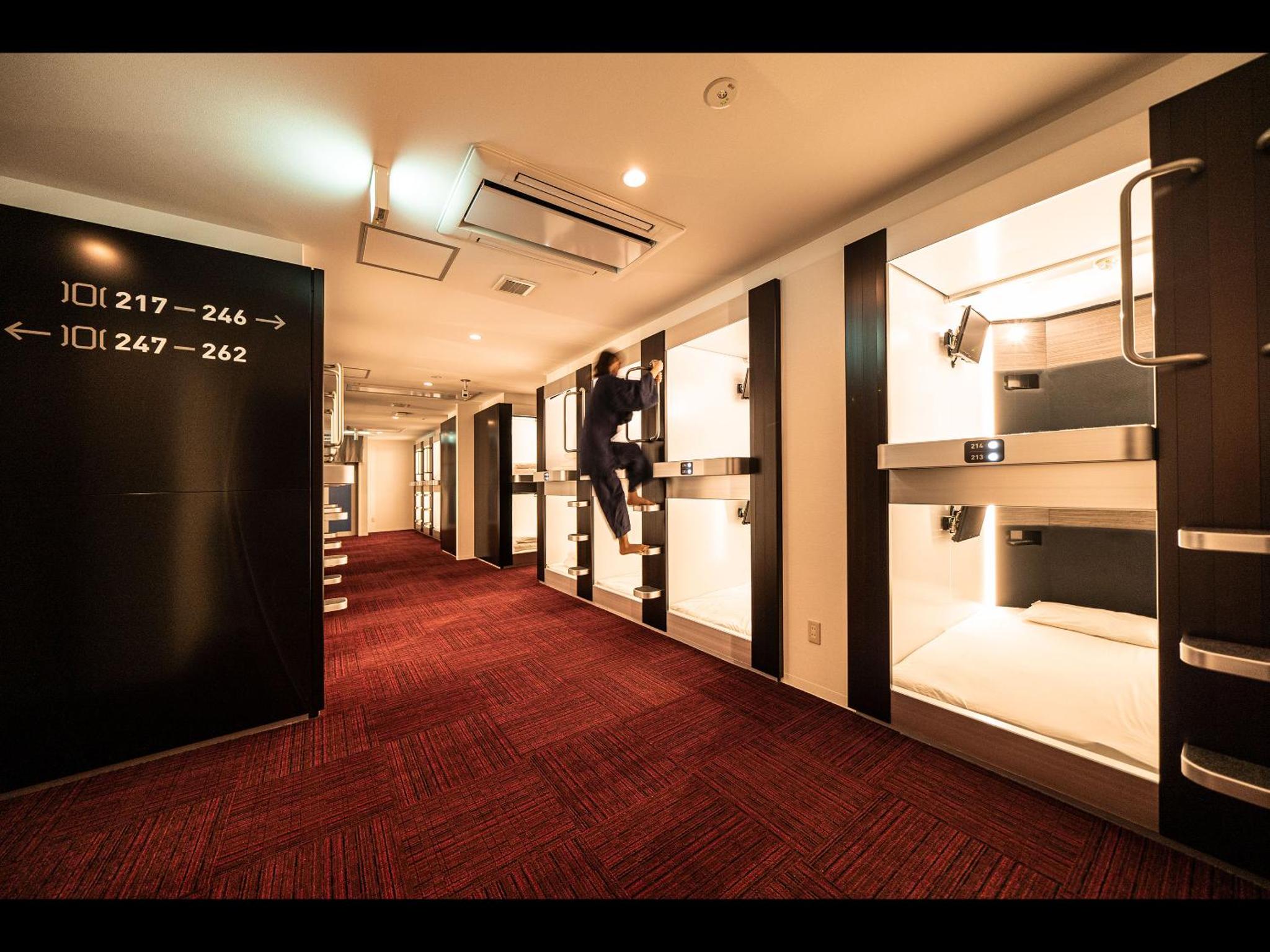 Capsule Plus Yokohama Sauna & Capsule — photo 5