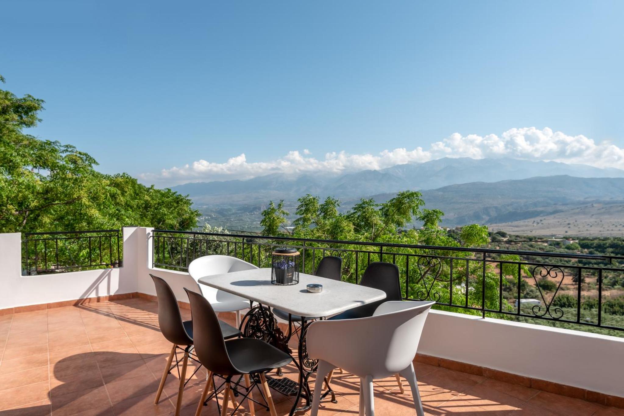 ApteraMare Tradidtional house 'New listing' — thumbnail 2
