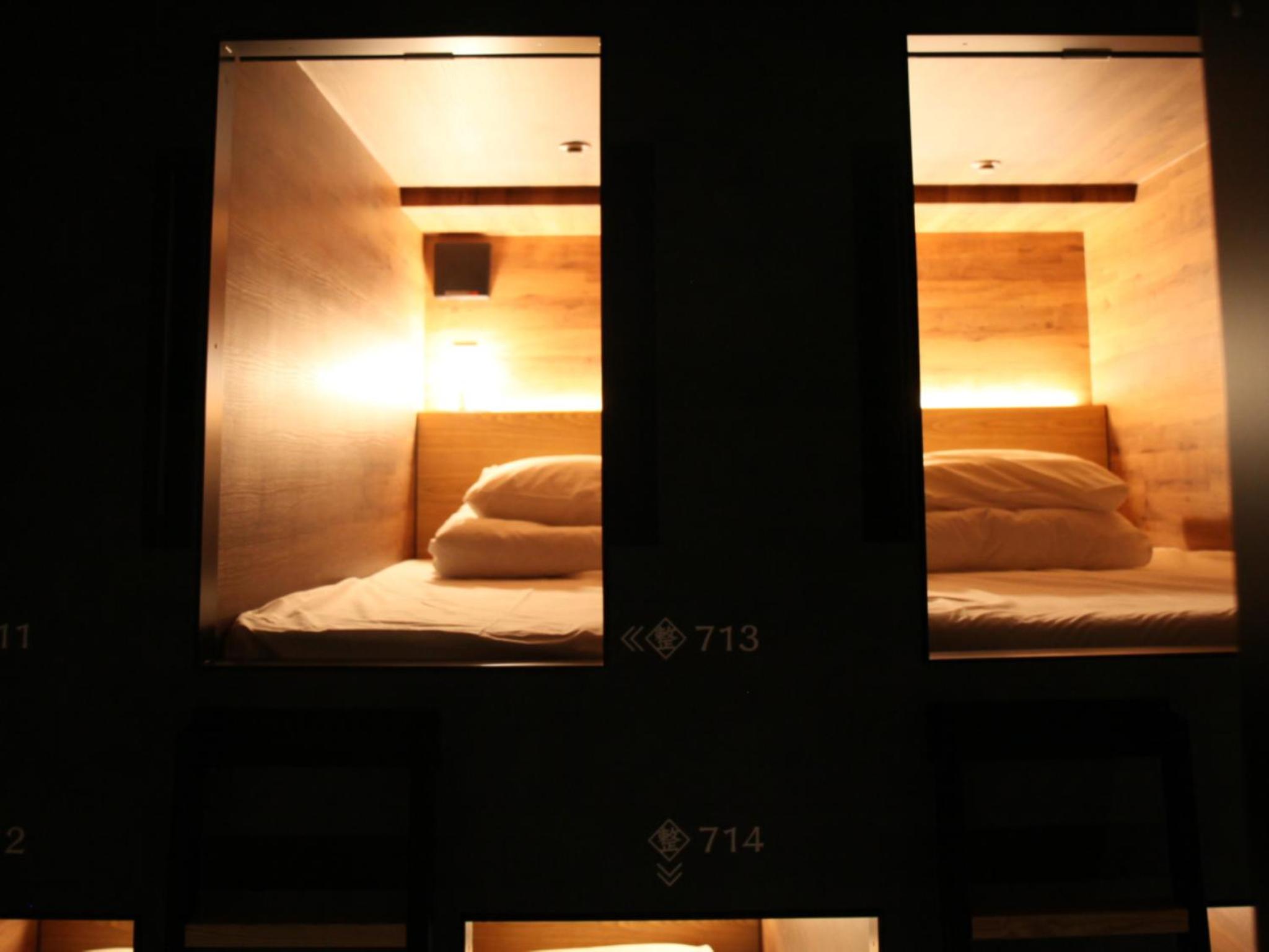 Rembrandt Cabin & Spa Shimbashi - Caters to Men — thumbnail 3