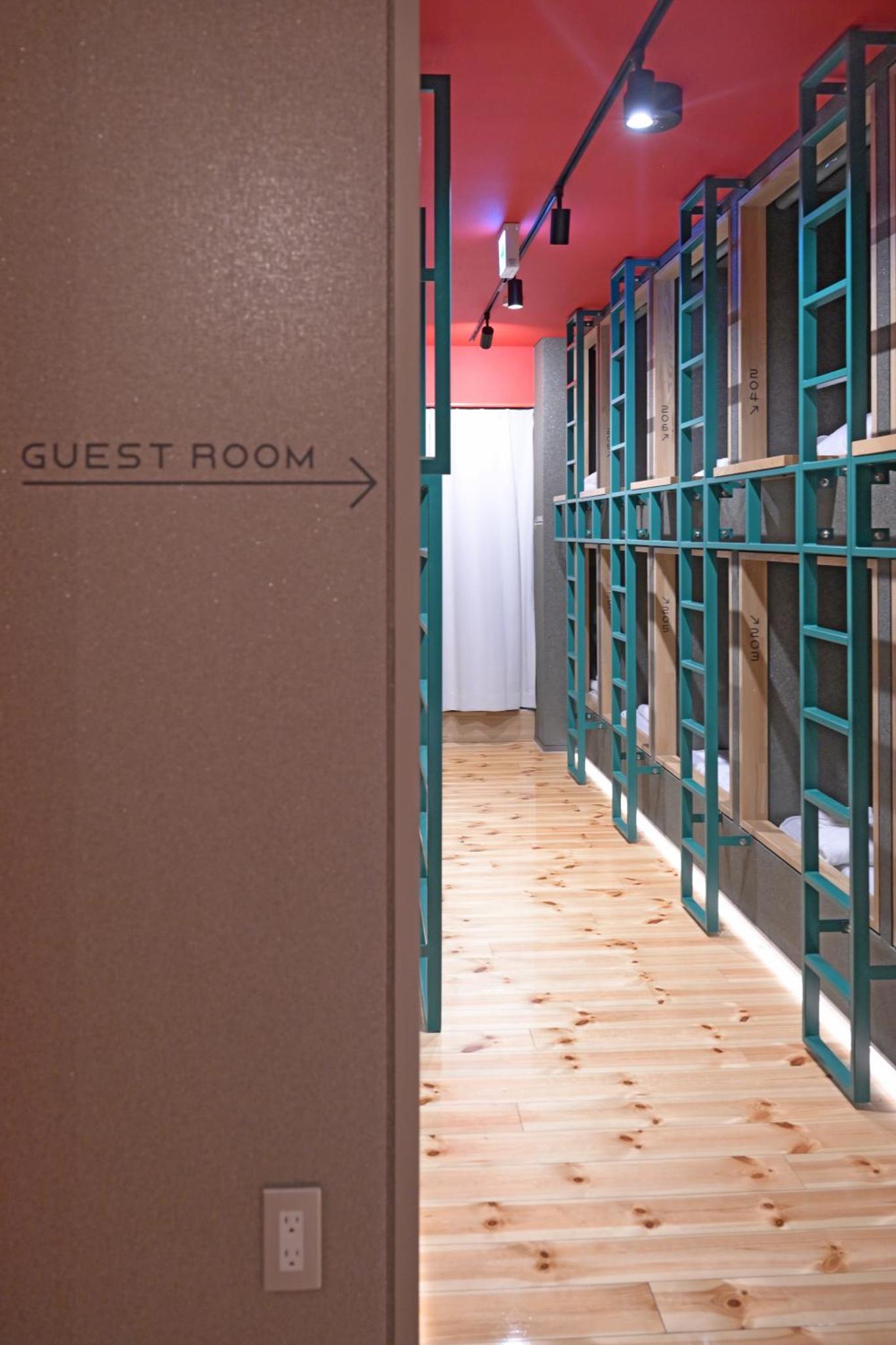 ELE Cabin Shinjuku Kabukicho — thumbnail 3