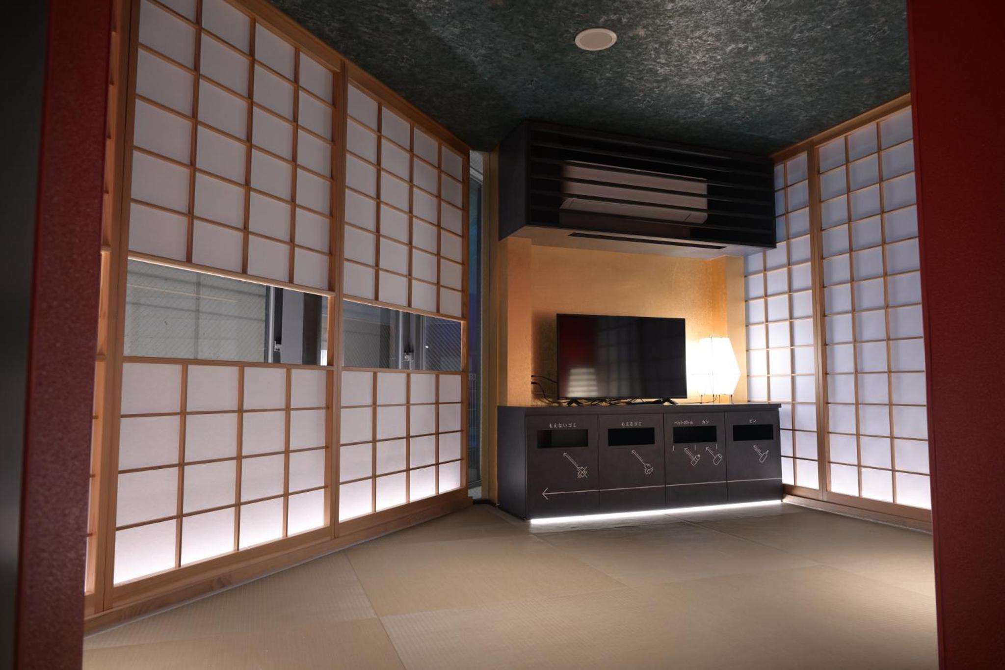 ELE Cabin Shinjuku Kabukicho — photo 12