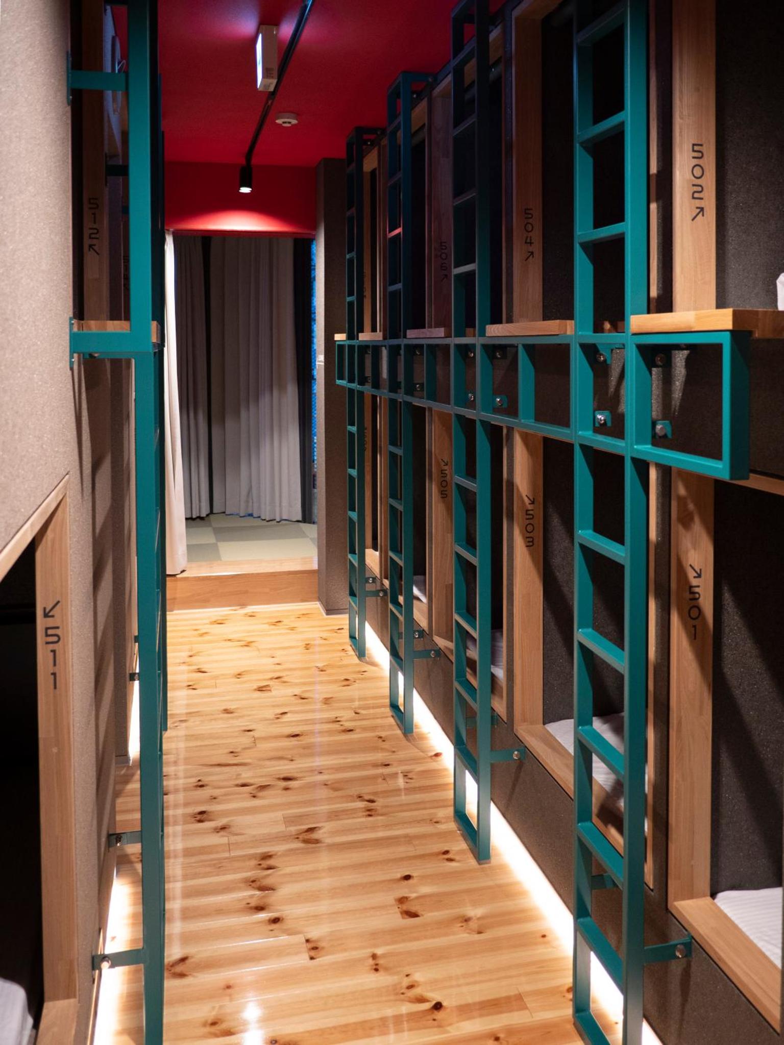 ELE Cabin Shinjuku Kabukicho — thumbnail 4