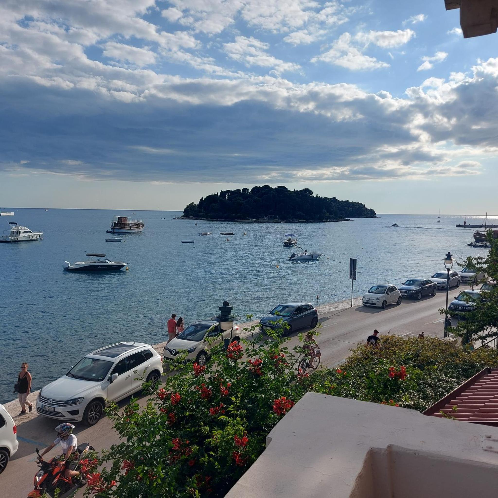 Royal Balcony al Mare — thumbnail 3