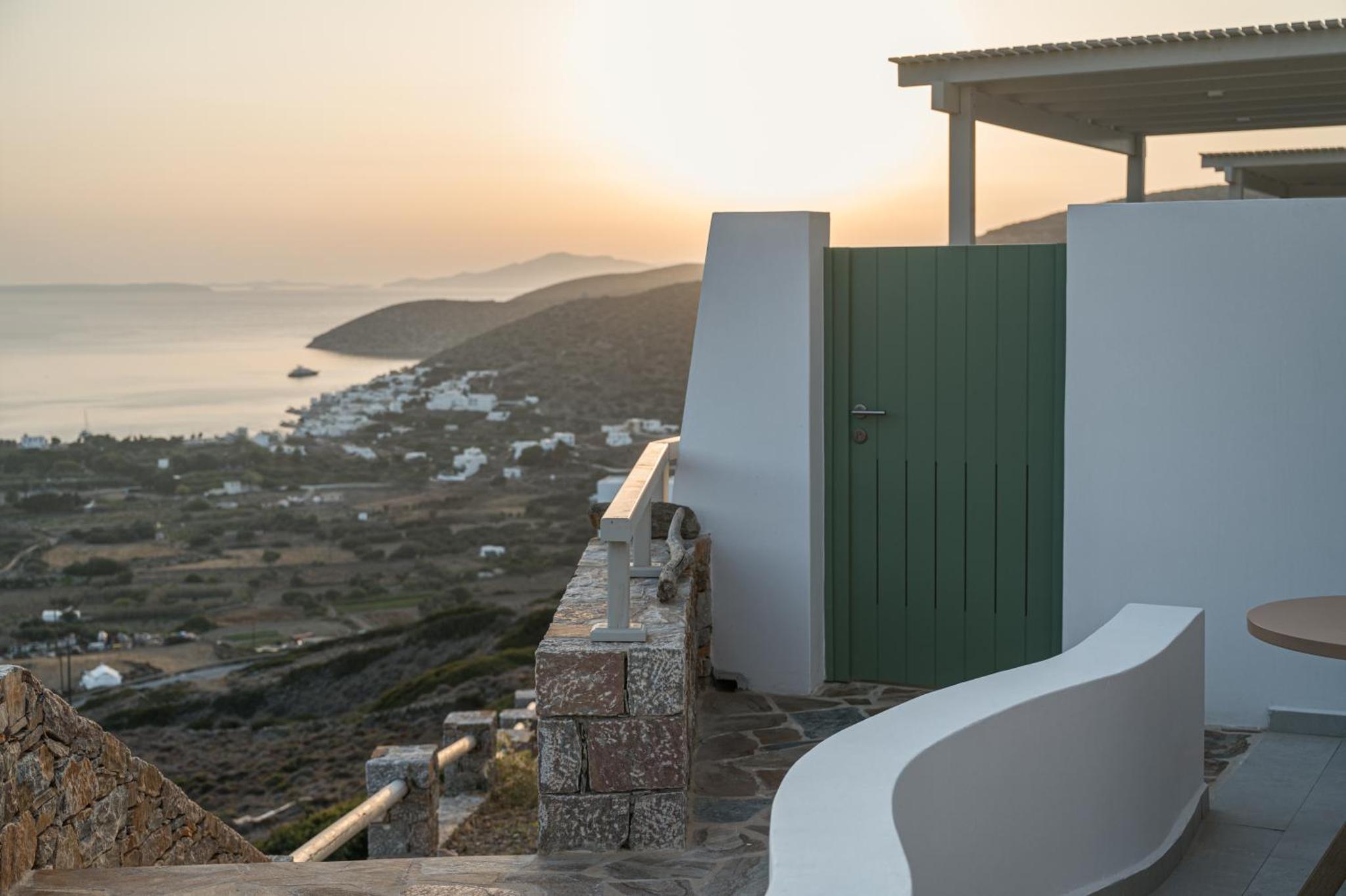Castello Amorgos Suites — thumbnail 4
