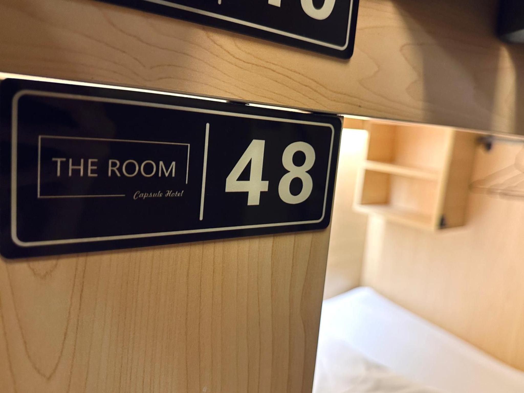 THE ROOM Capsule Hotel — photo 6