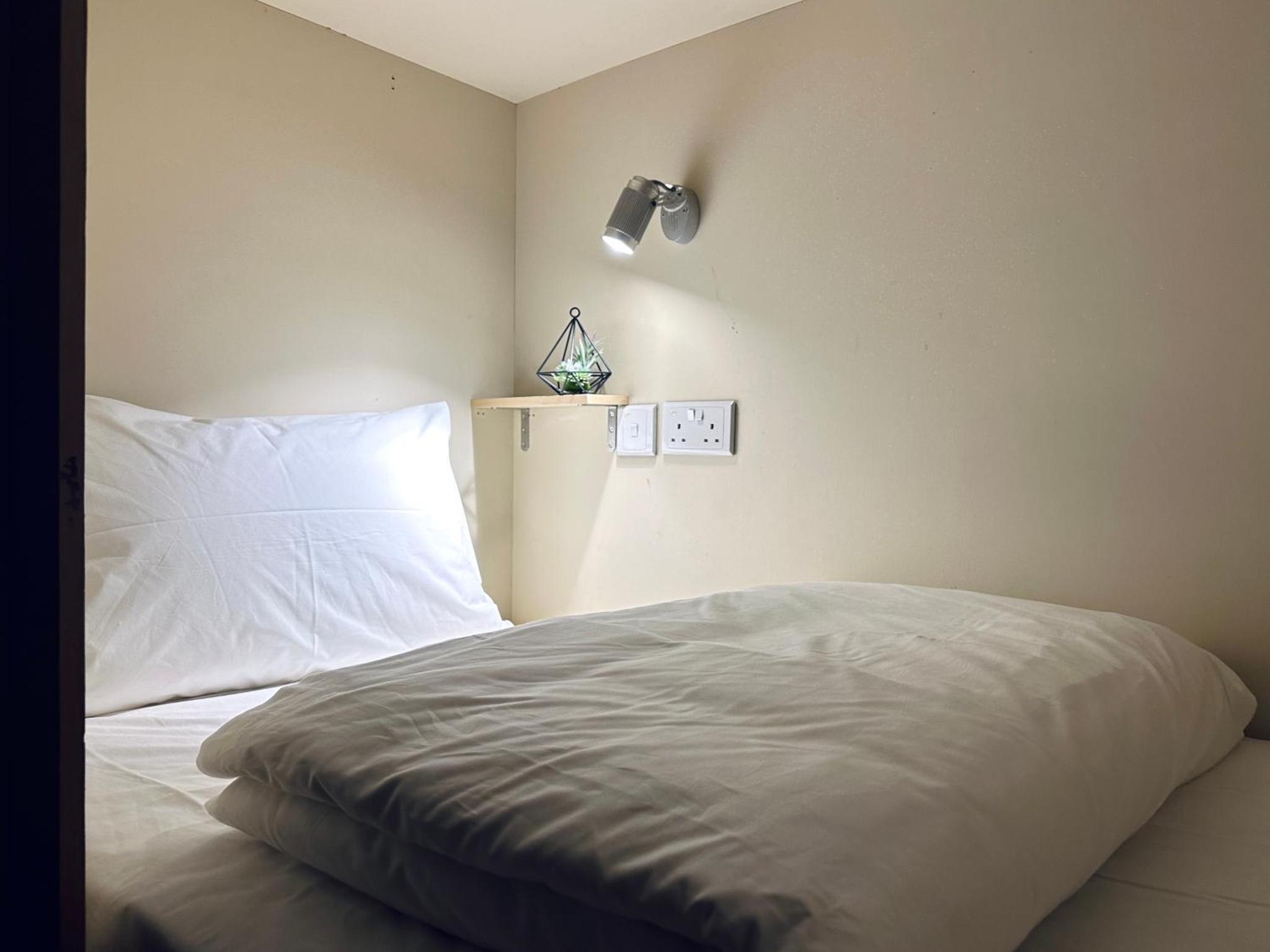 THE ROOM Capsule Hotel — photo 3