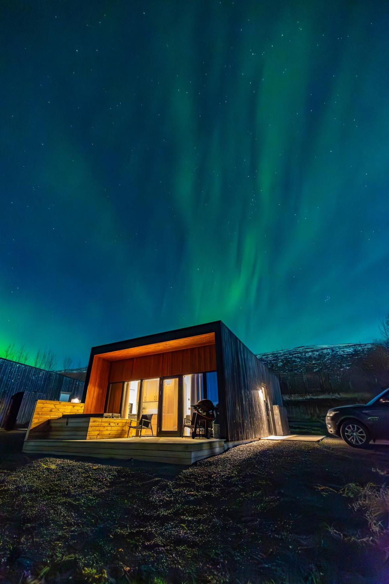 North Mountain View Suites — thumbnail 4
