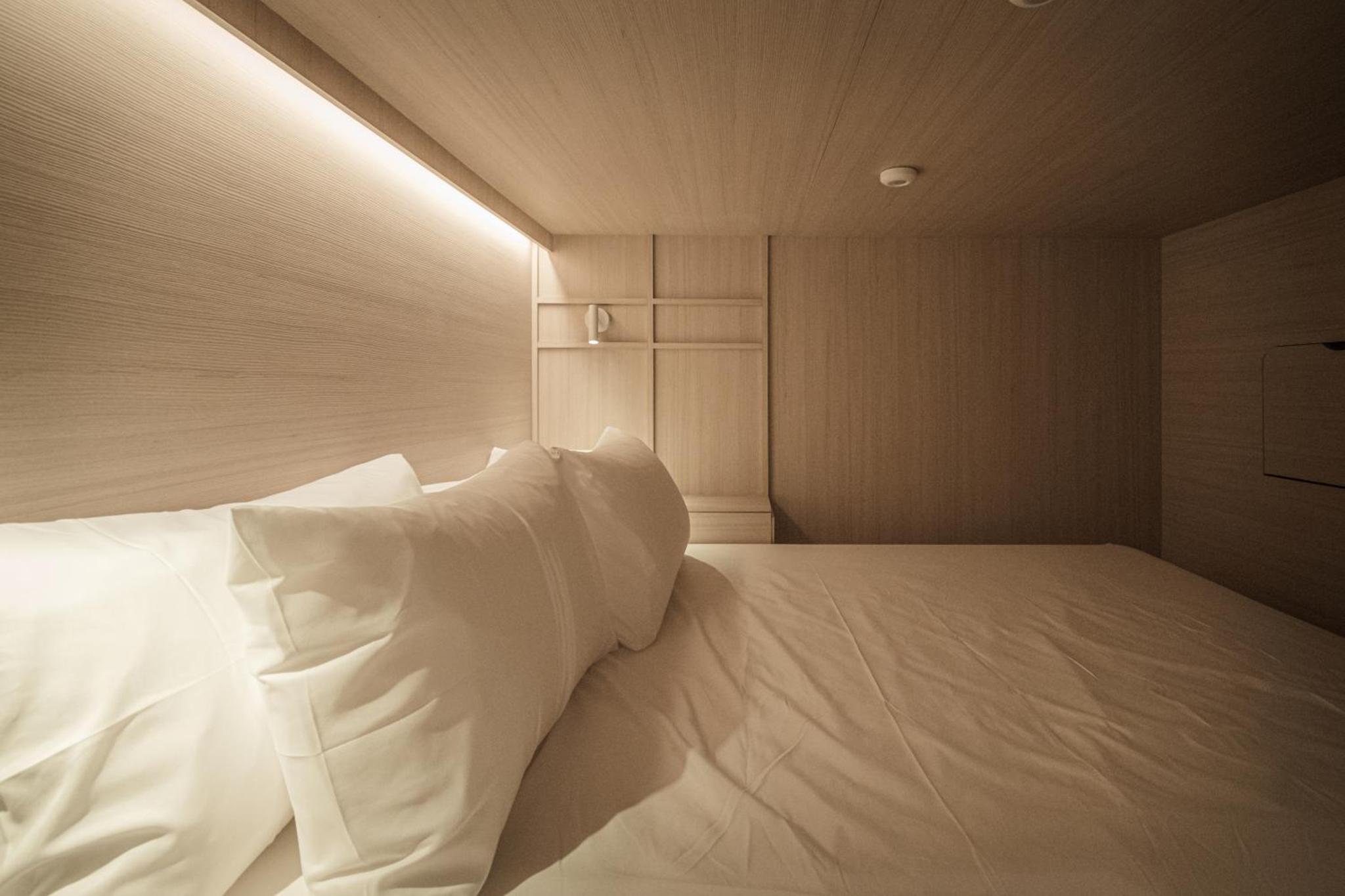 Jyu Capsule Hotel — photo 6