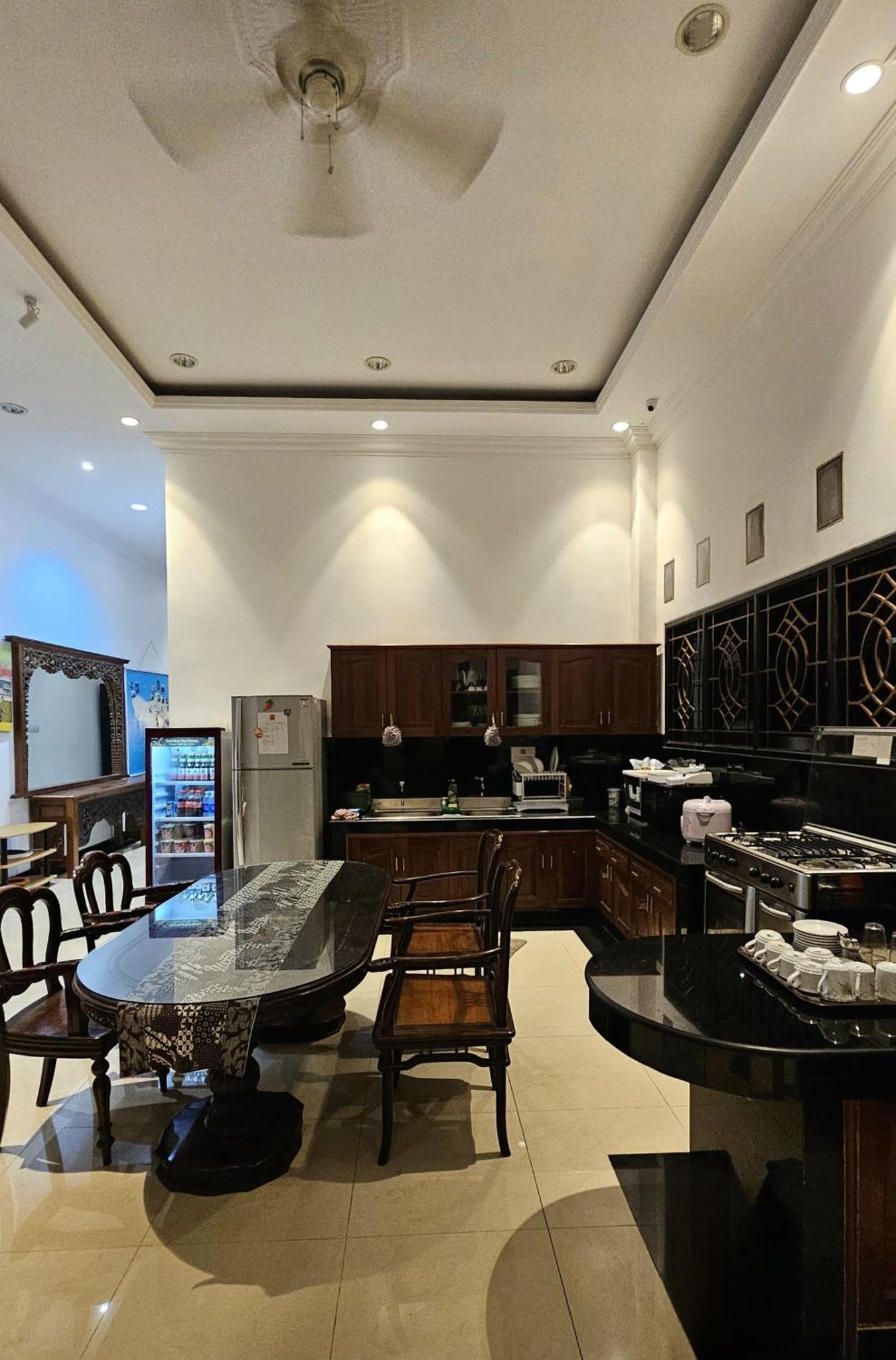 Fora Capsule Hostel Tuban Kuta Bali — photo 11