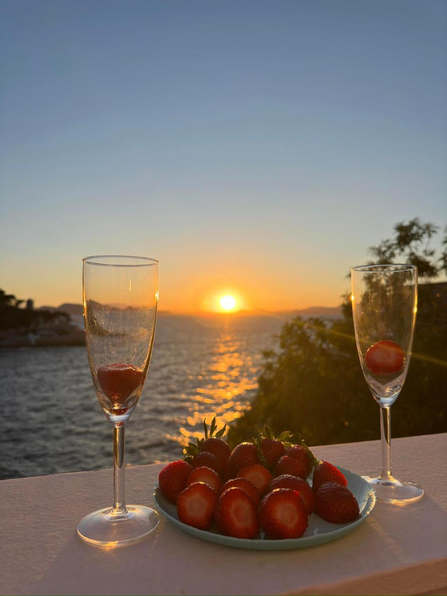 Sunset View — thumbnail 3
