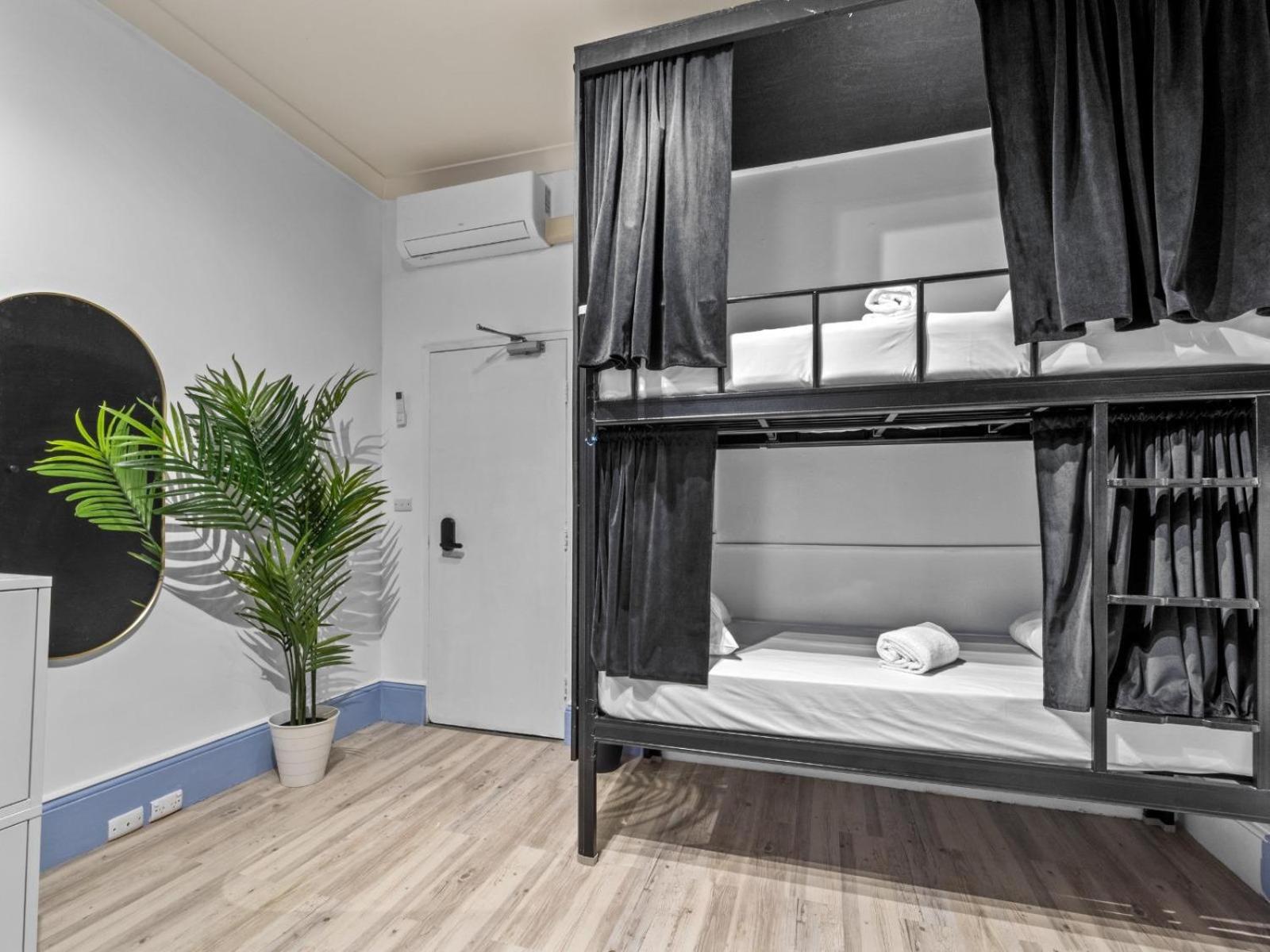 AZZURRO POD HOTEL Darling Harbour- Near ICC — thumbnail 2