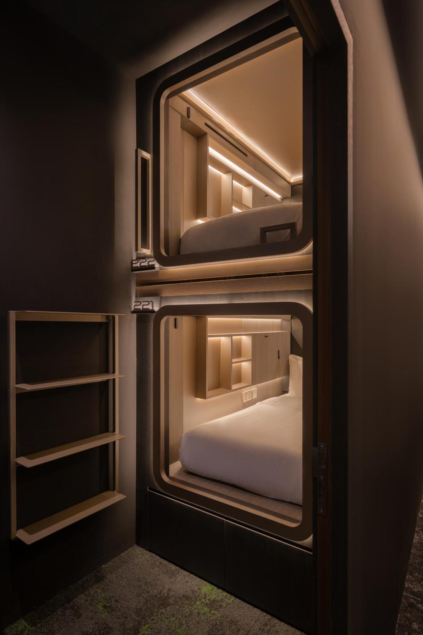 Cube Social Boutique Capsule Hotel at Boat Quay — photo 6