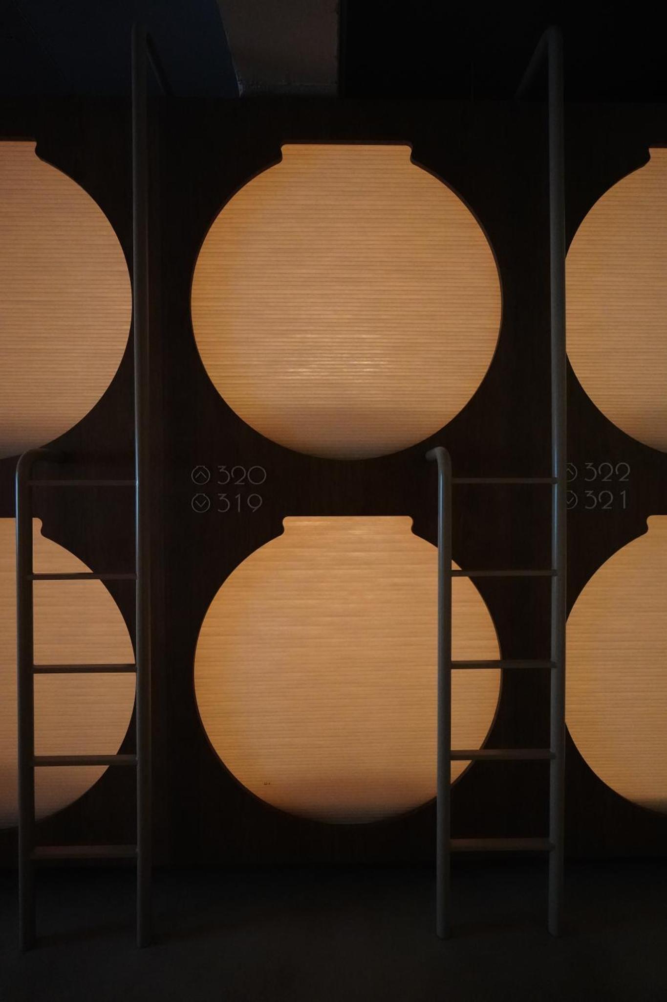 D A L Premium Capsule Hotel — photo 8