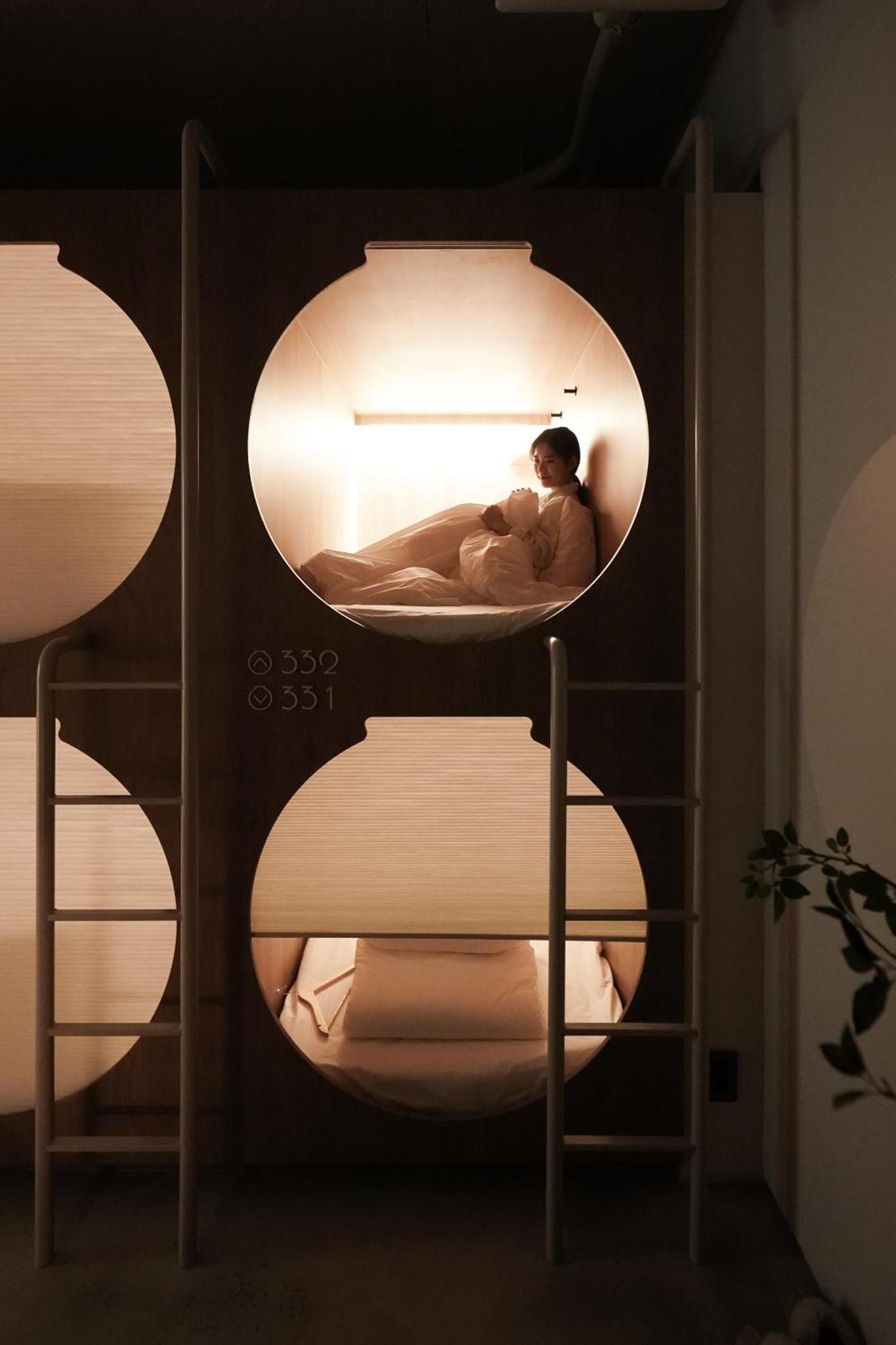 D A L Premium Capsule Hotel — photo 7