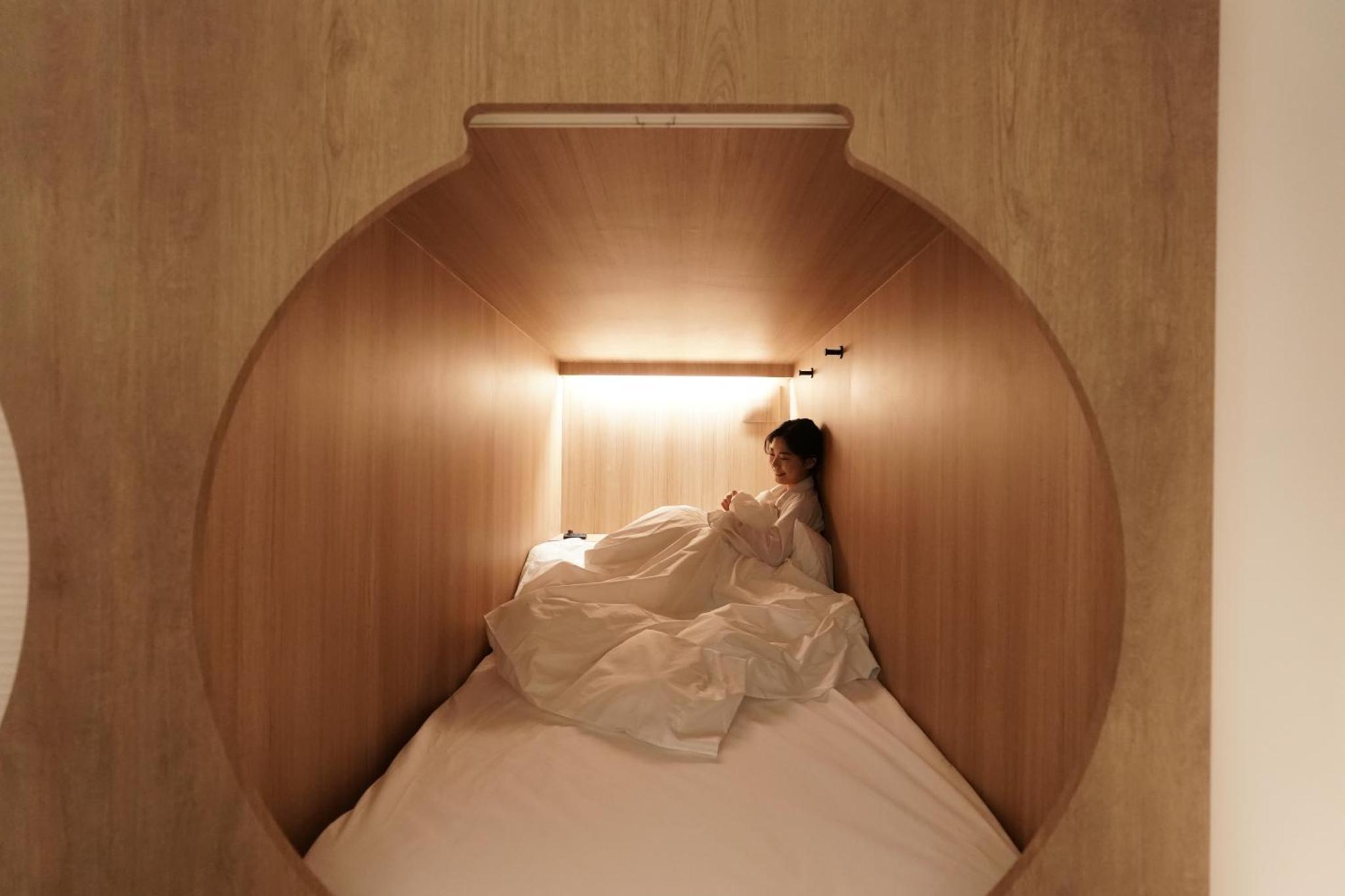 D A L Premium Capsule Hotel — thumbnail 3
