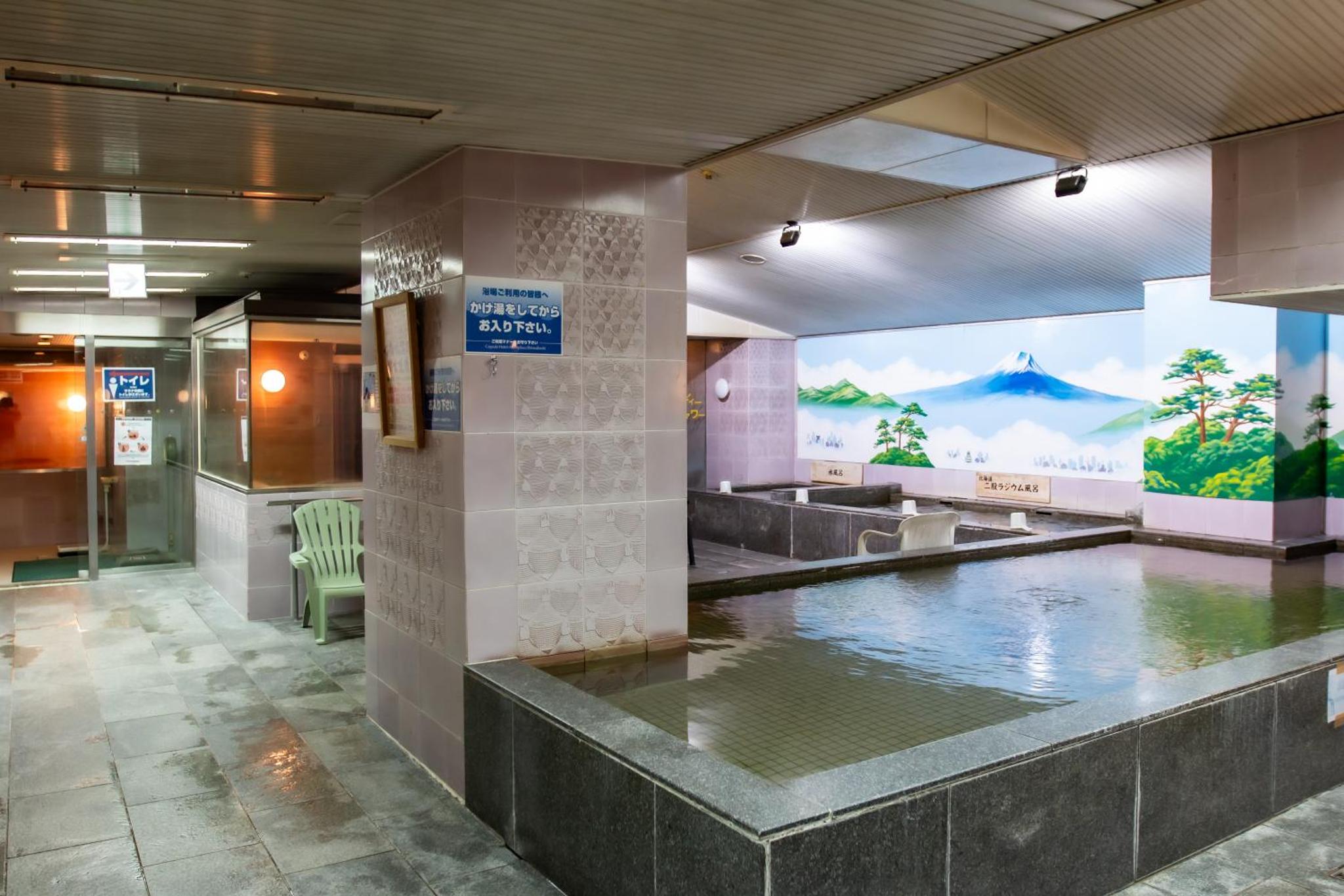 Capsule Hotel Asahi Plaza Shinsaibashi - Men's Only — photo 10