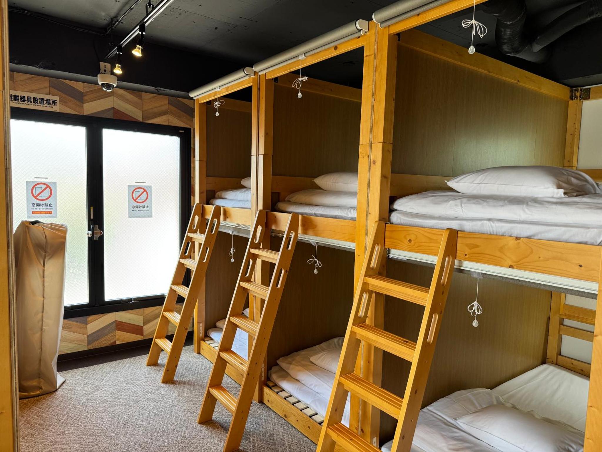 CAPSULE HOTEL CONTINUE NijojoKita — photo 10
