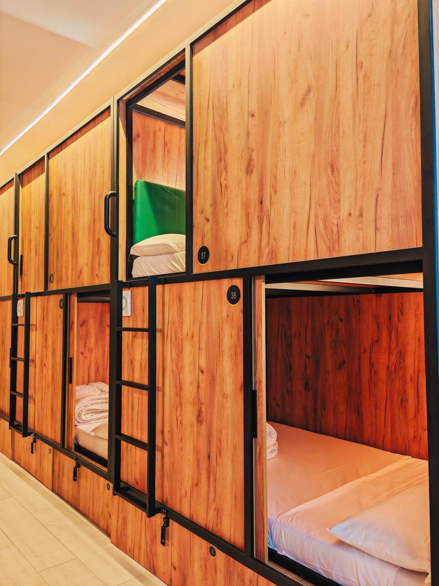 Urban Inn Capsule Madrid — photo 8