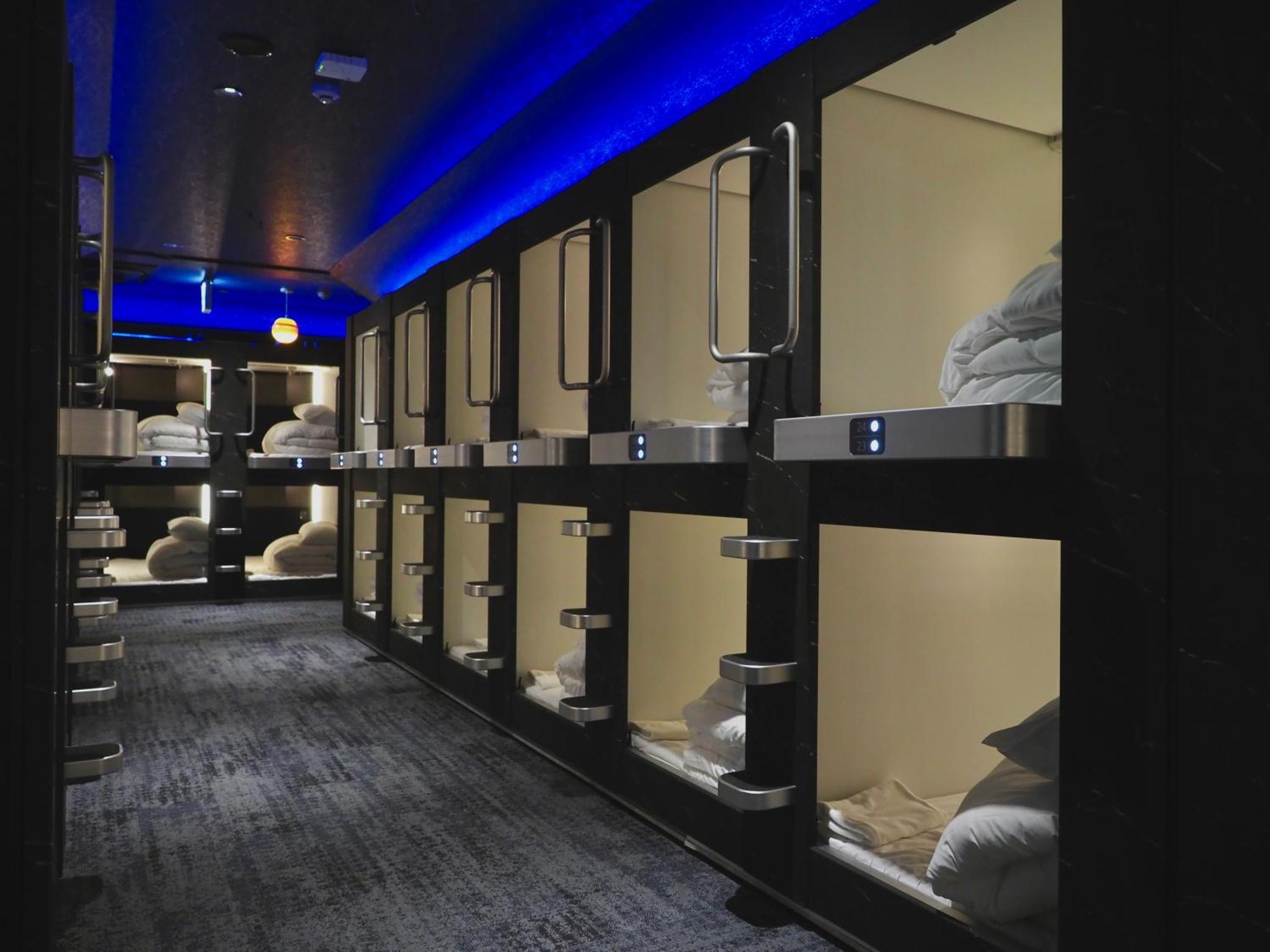 Capsule Hostel Beppu Tower — photo 9