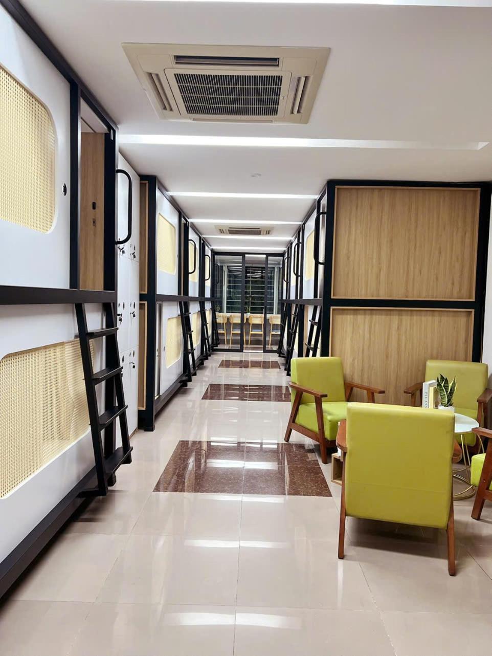 Hanoi Railway Capsule Hostel — photo 8