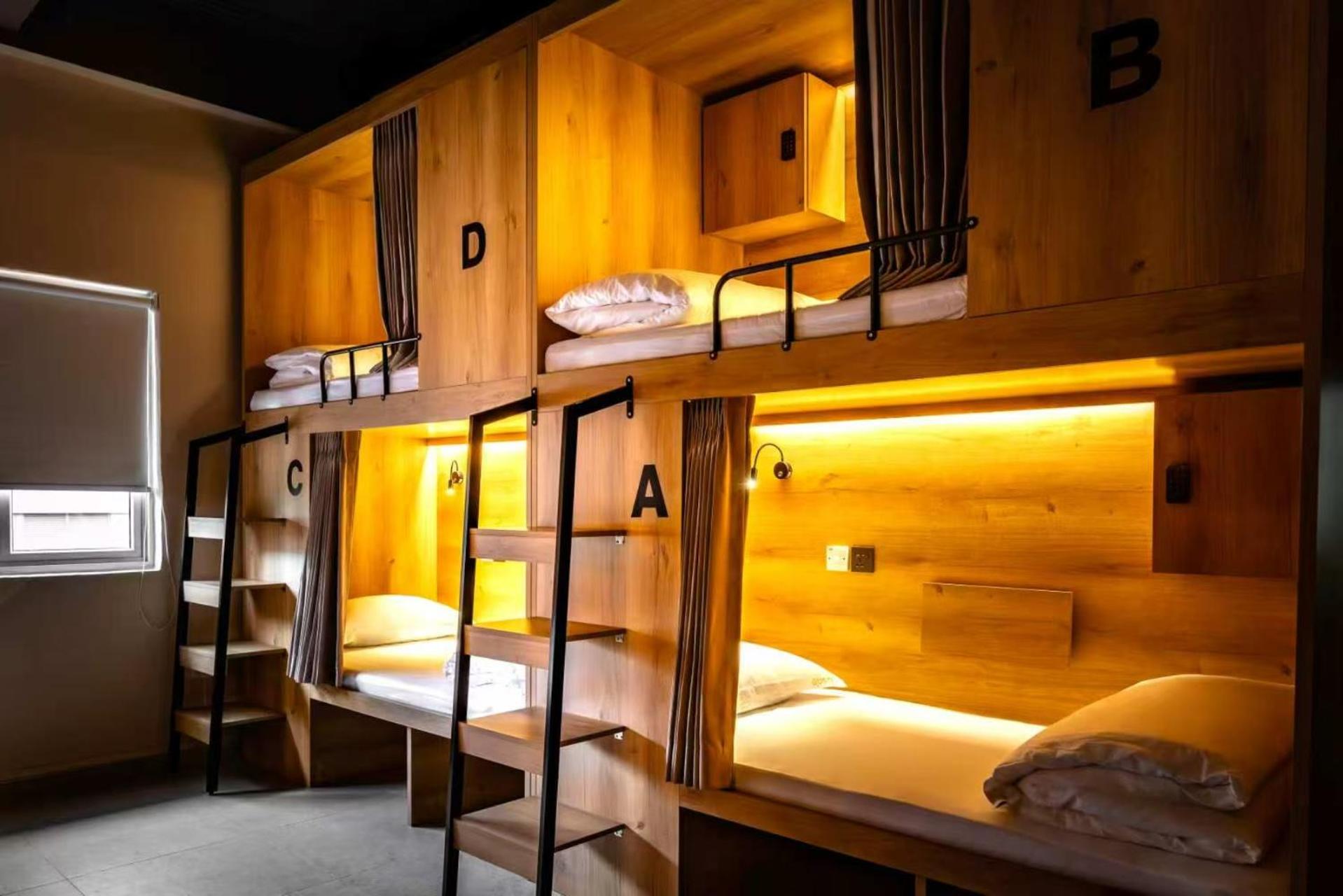 GUSTI Backpackers Capsule Hostel Singapore — thumbnail 4