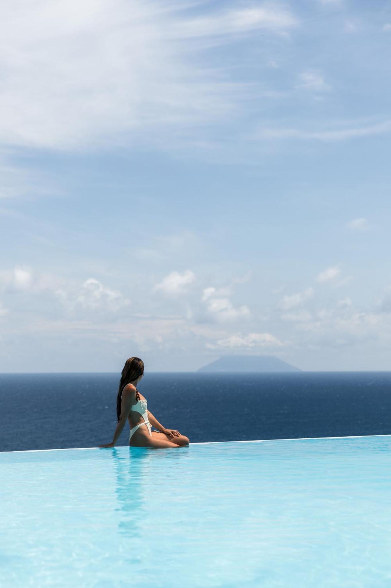 Hotel Ravesi — thumbnail 3