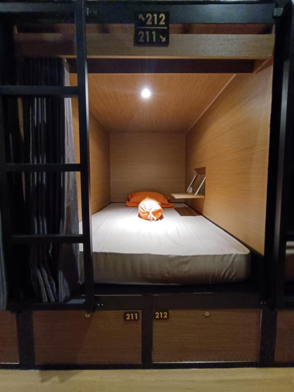 Autumn Living Hotel Kapsul — photo 2