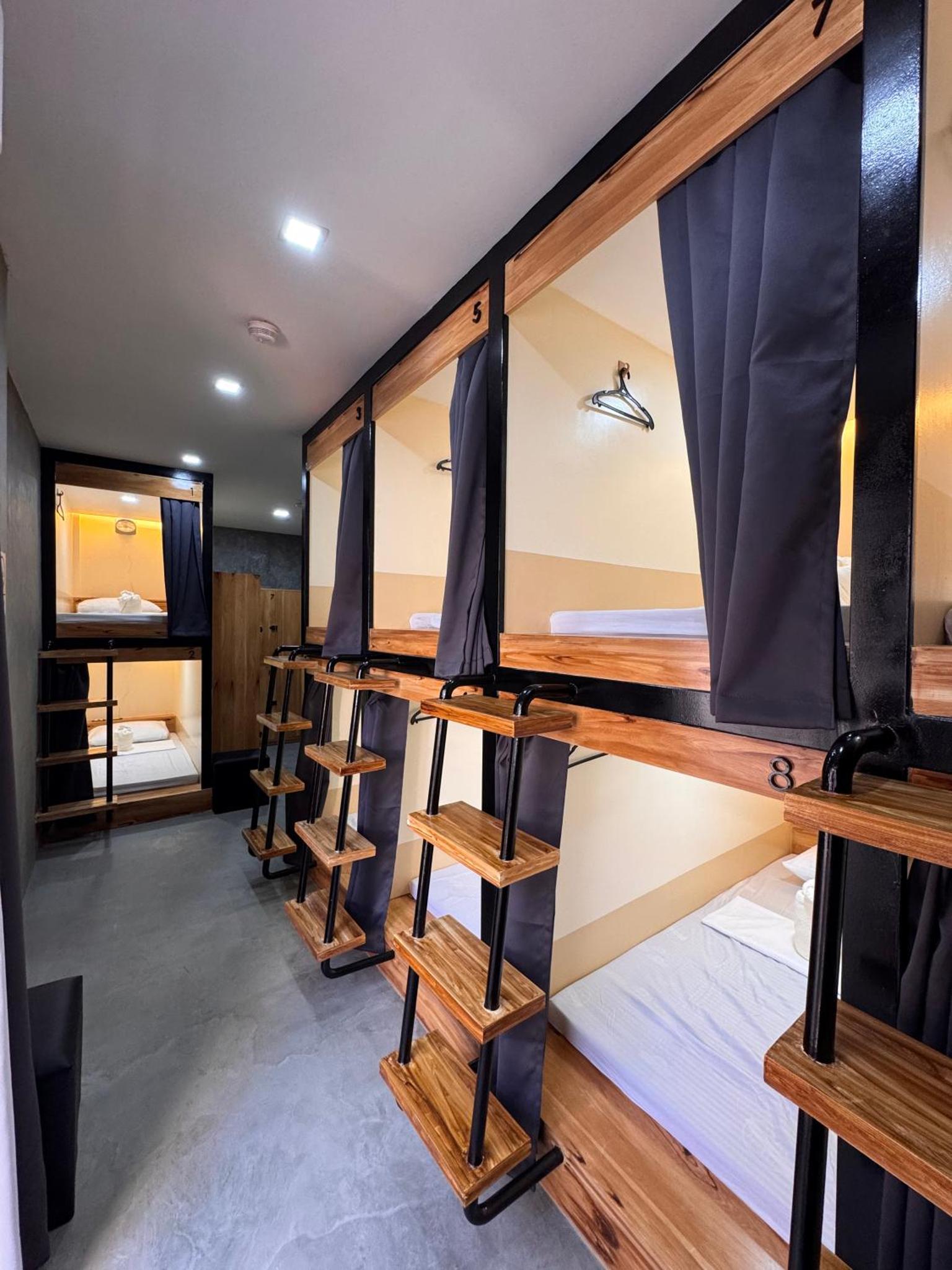 Kugii Hostel - Self Check-in Capsule Hostel near Cebu Airport, Cebu
