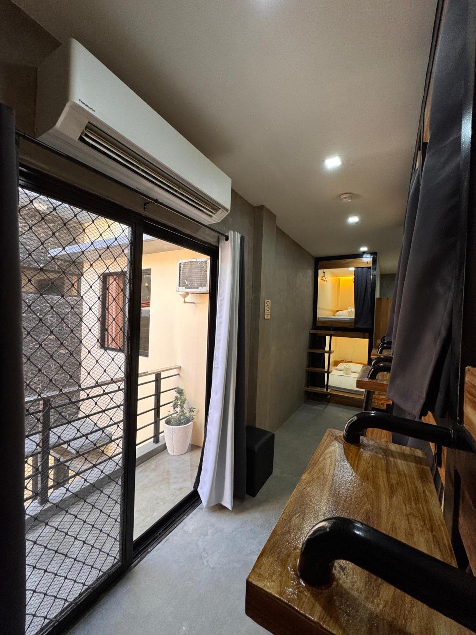 Kugii Hostel - Self Check-in Capsule Hostel near Cebu Airport — thumbnail 4