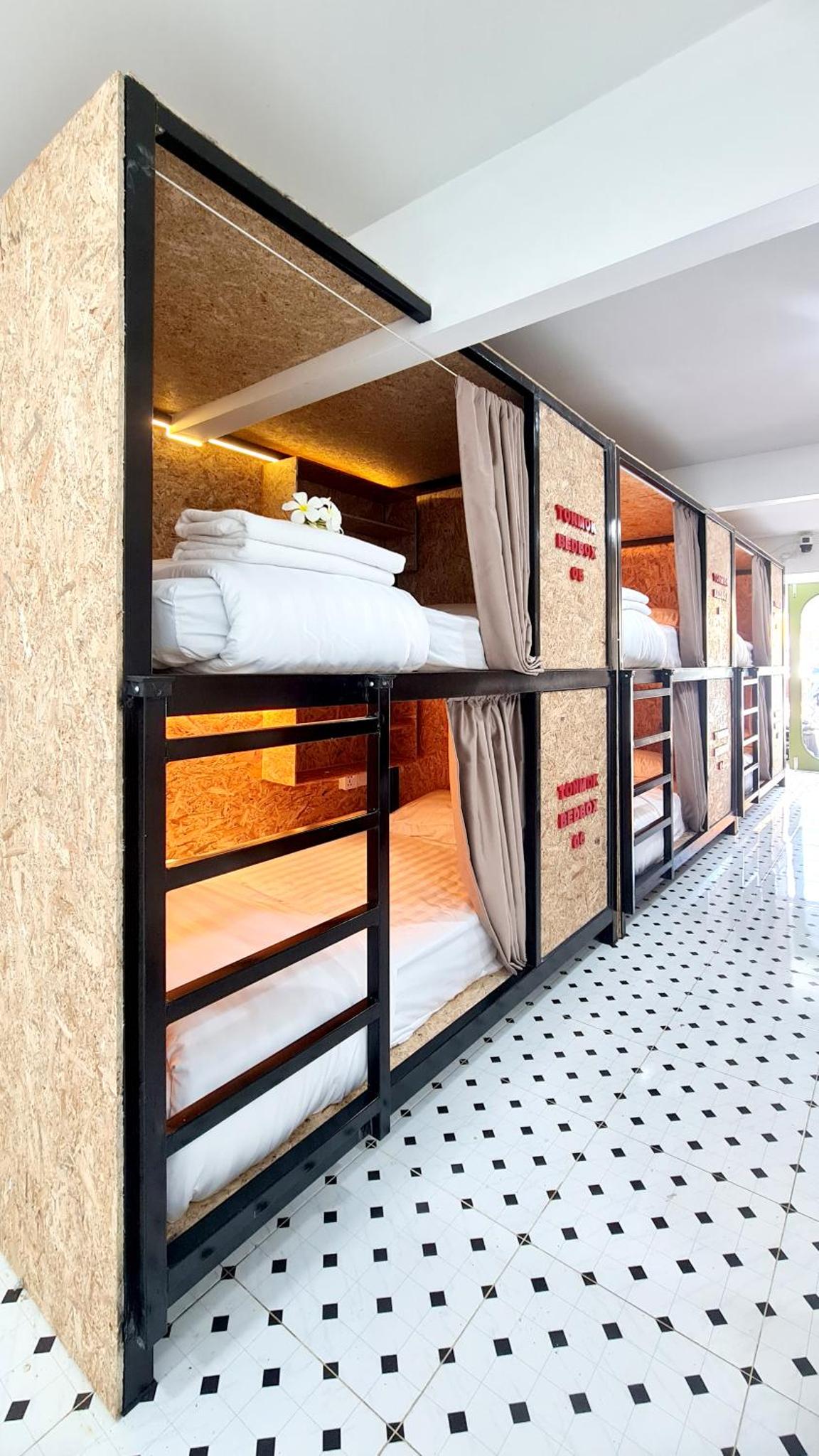 Sleep On The Clouds, Phuket