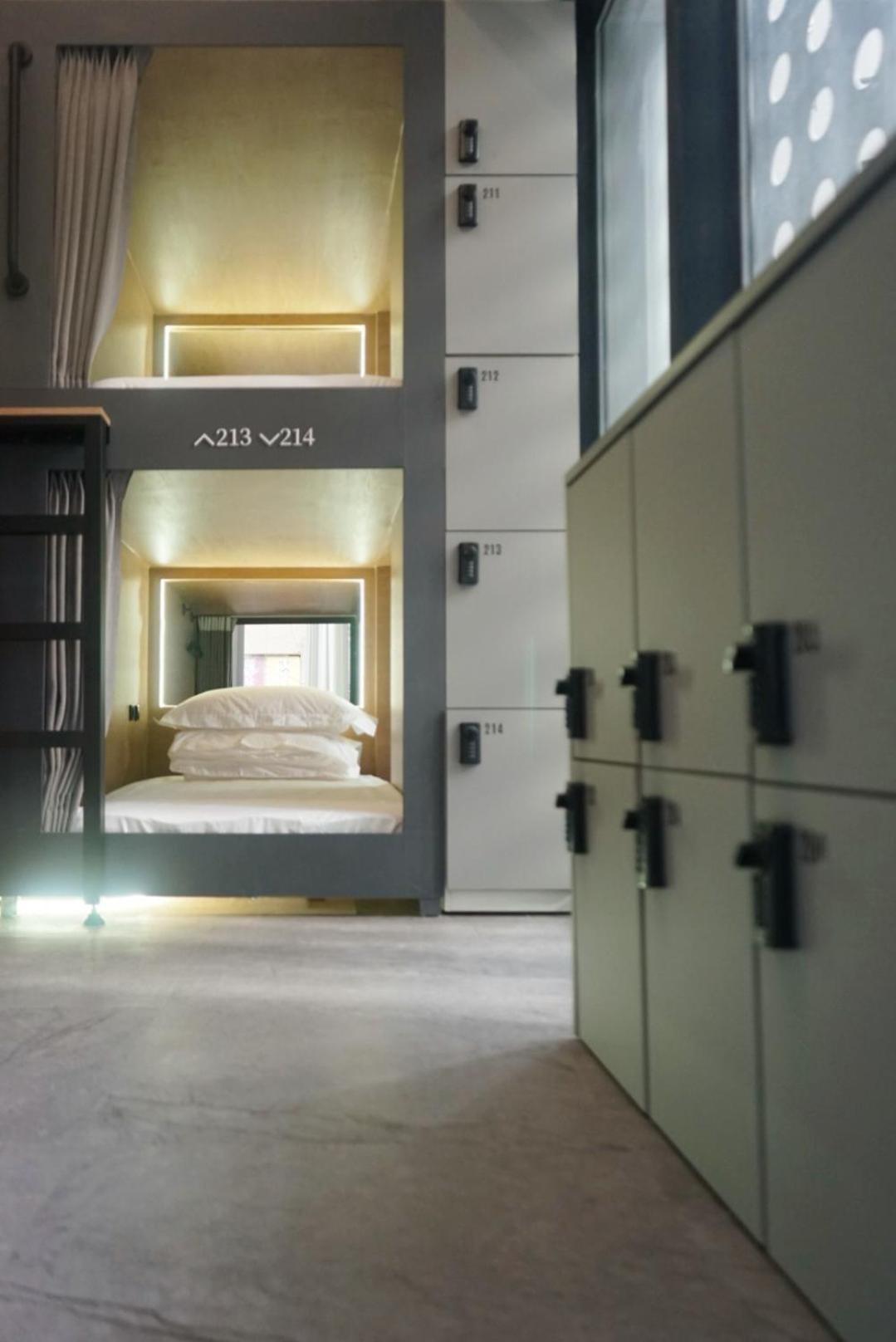L YOUNG Inn Capsule Hotel Myeongdong — photo 10