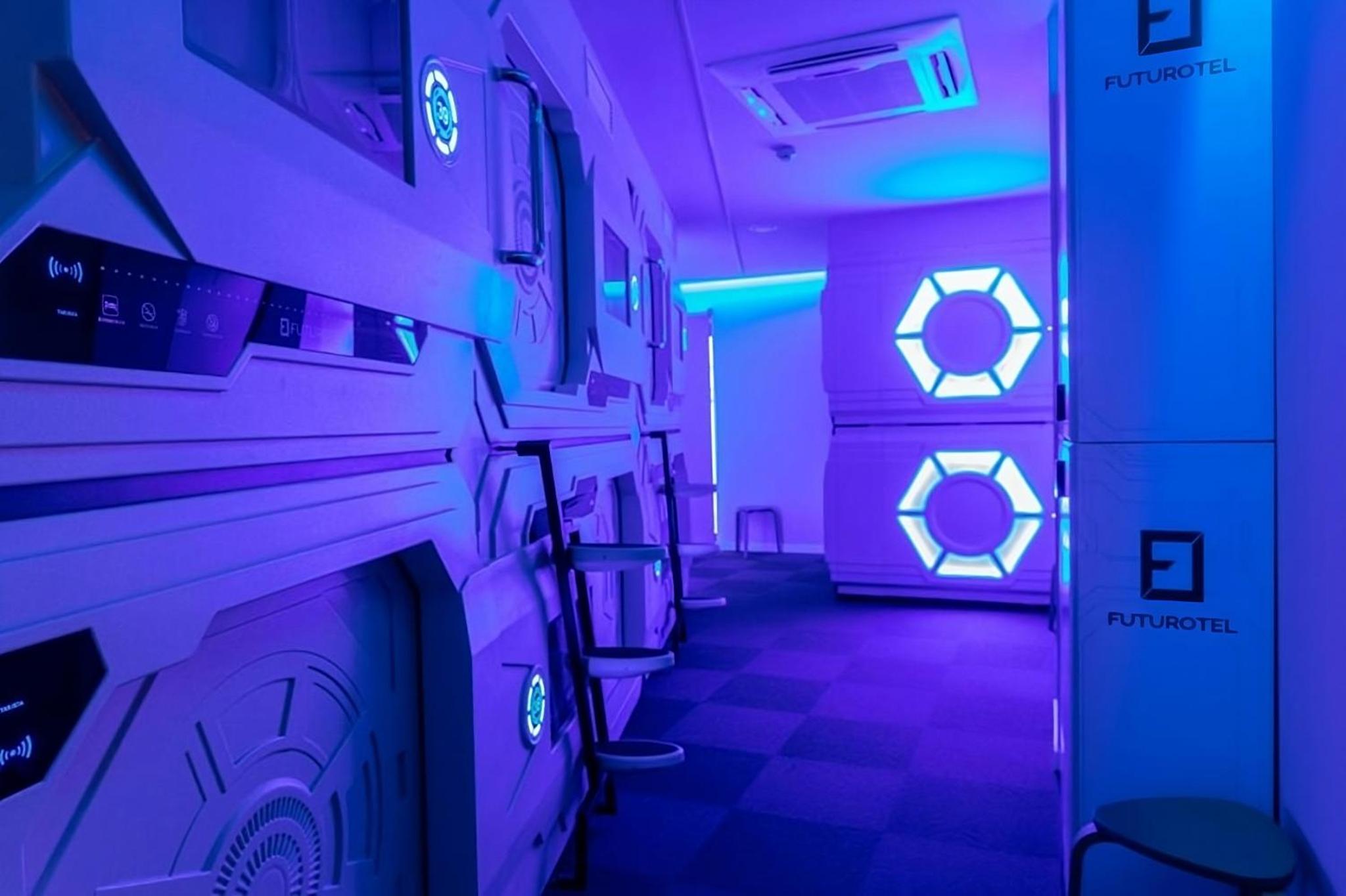 Futurotel Space Spa Madrid Center — thumbnail 3