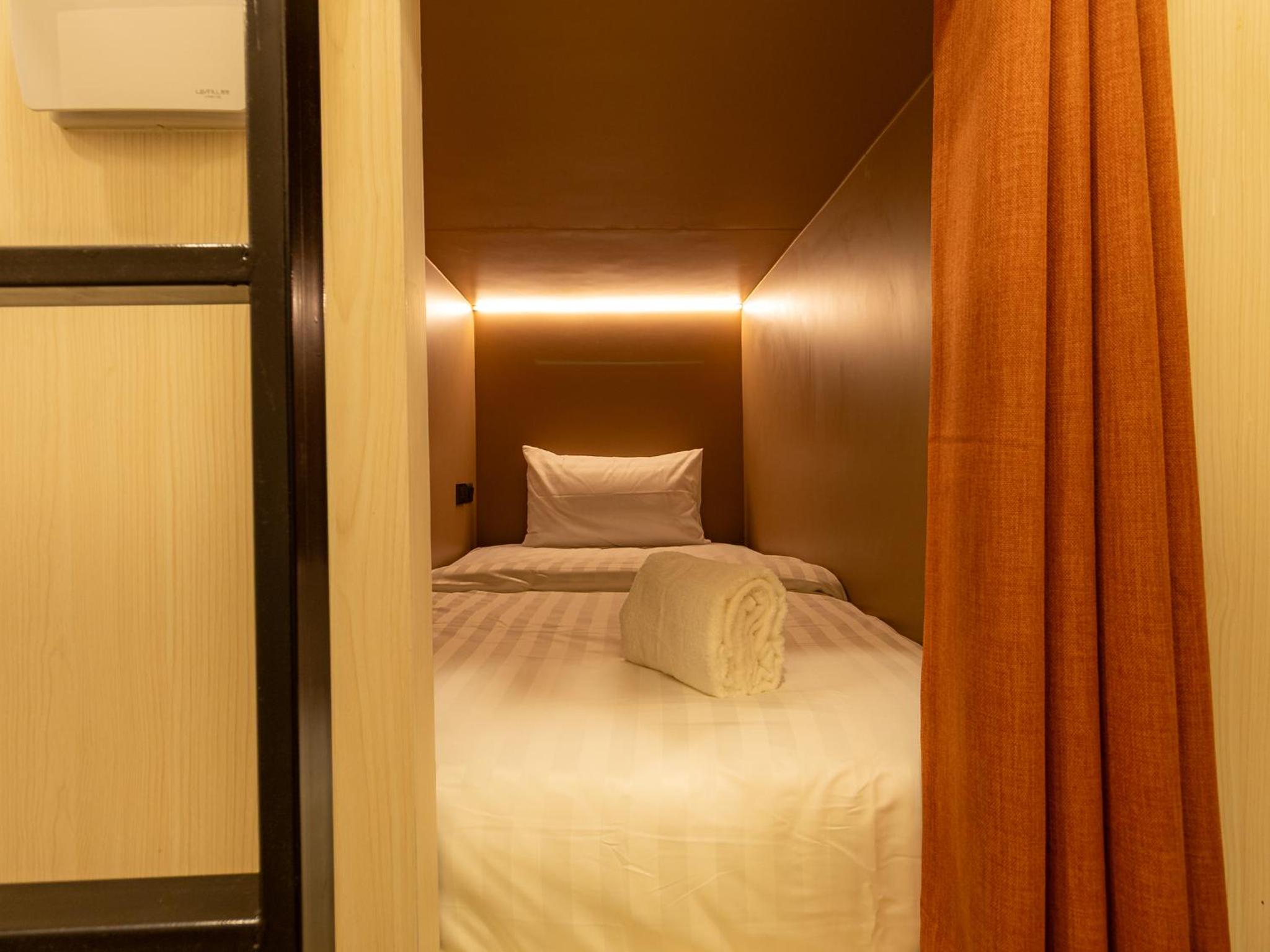 Social Pod Khao San Hostel — photo 6