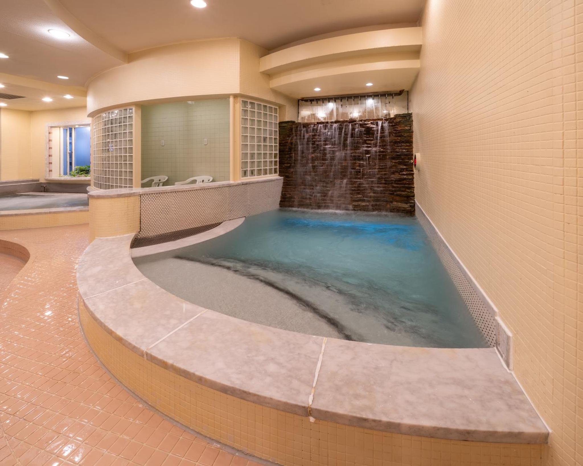 Capsule Inn Osaka (Male Only) — thumbnail 2