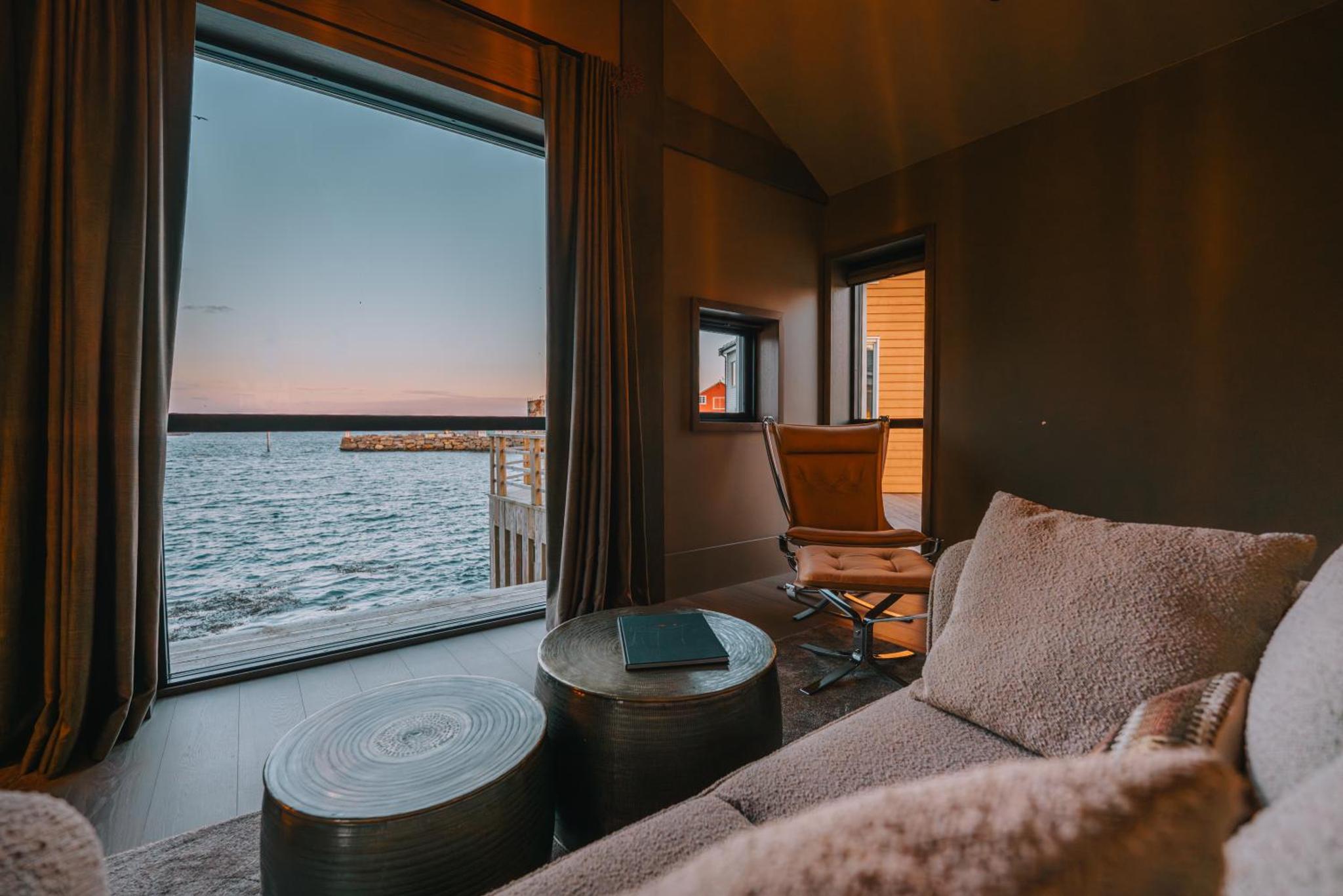 Henningsvær Bryggehotell