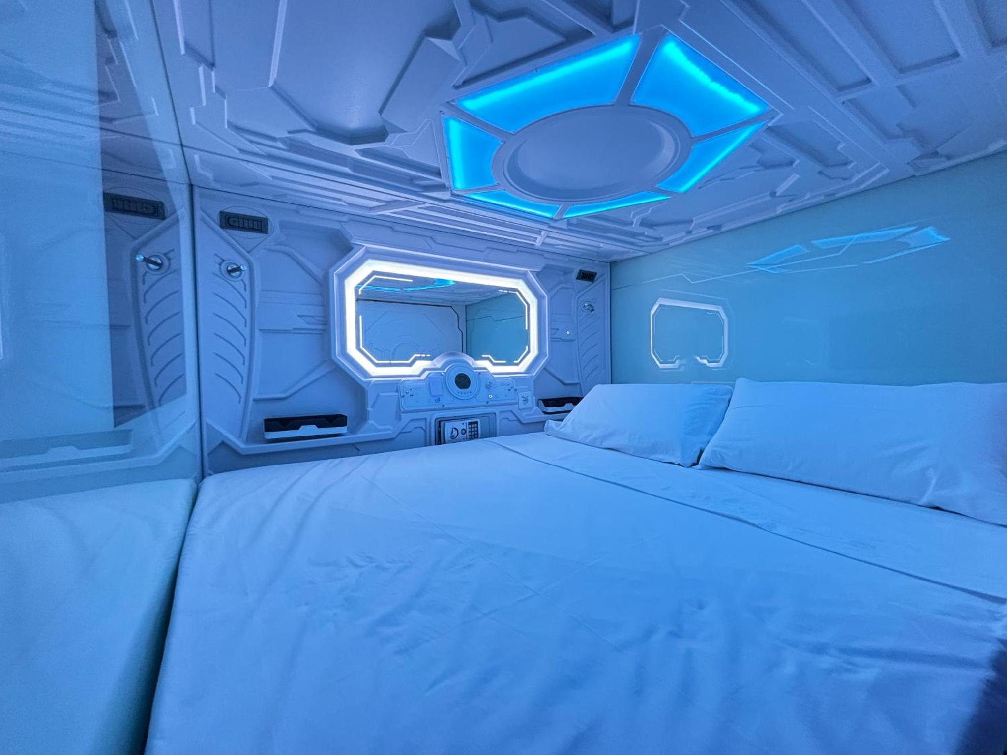 Capsule hotels in Madrid