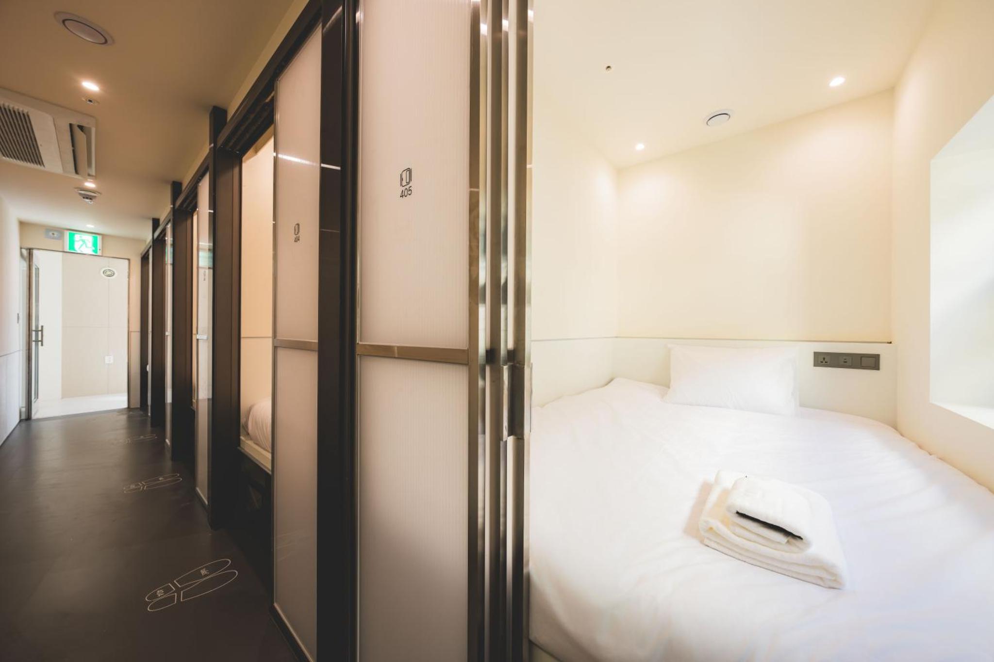 Takt Jongno Female Only Capsule Hotel — photo 11