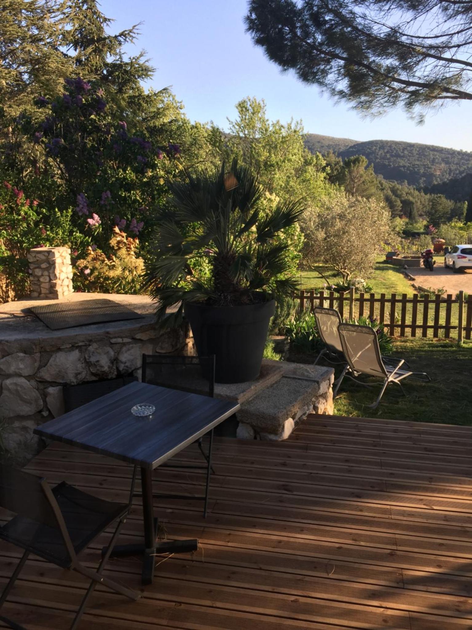 Au Havre De Paix sainte victoire vauvenargues — thumbnail 4